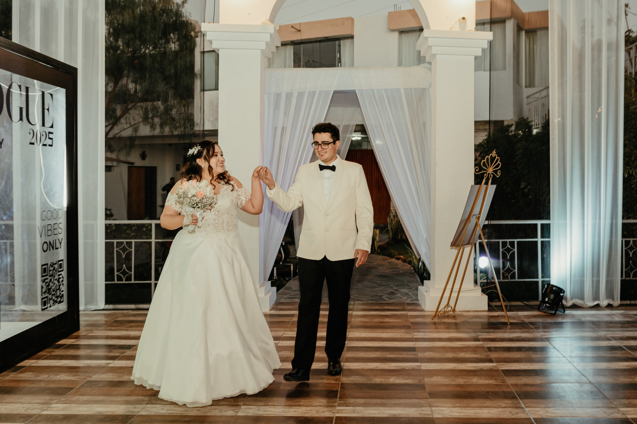 VANIA + LUIS BODA CIVIL. Studio KVTA | Fotografía y Video de Bodas en Arequipa
