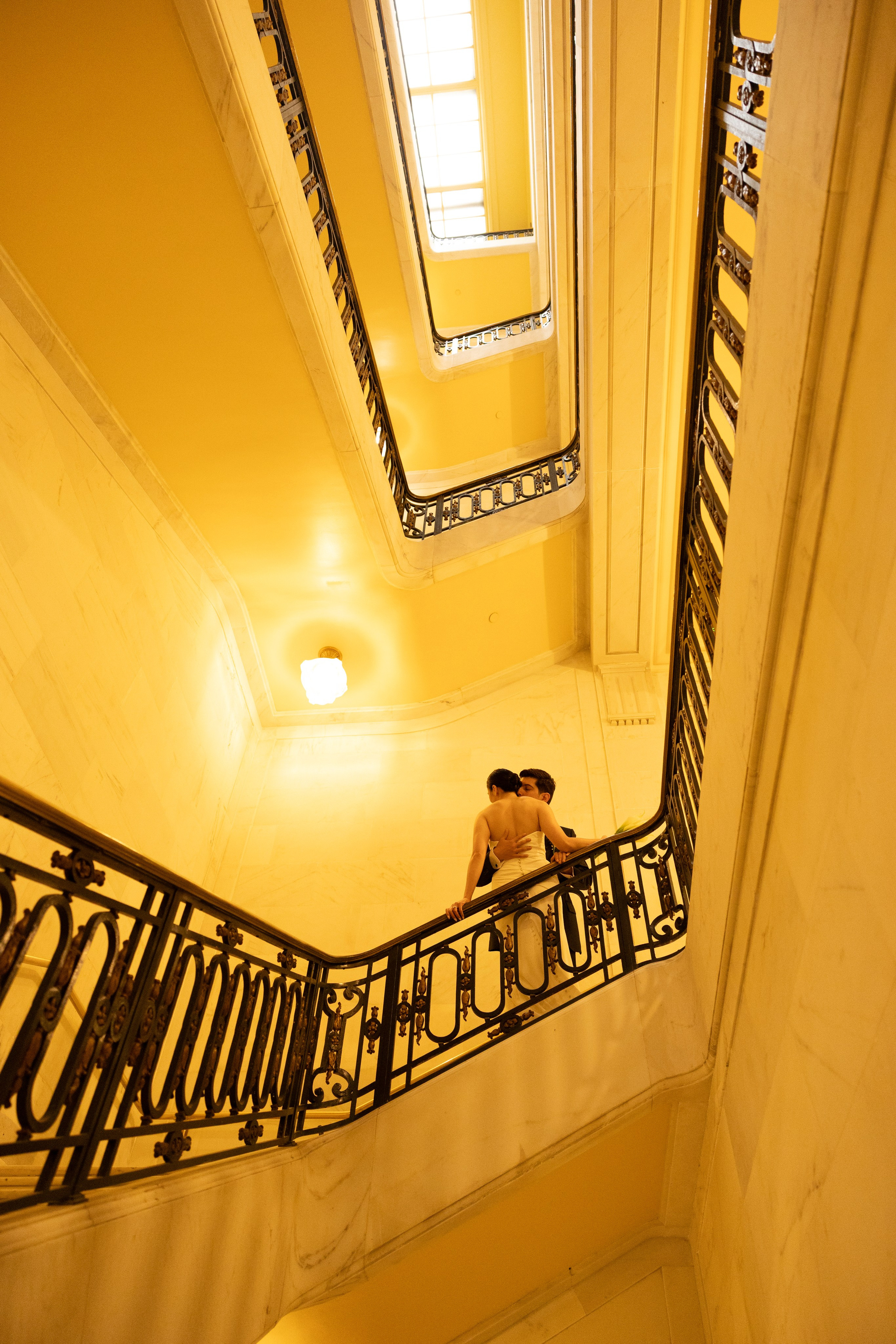 Цветокоррекция. Аяна Крапивкина — профессиональная ретушь и AI-визуал