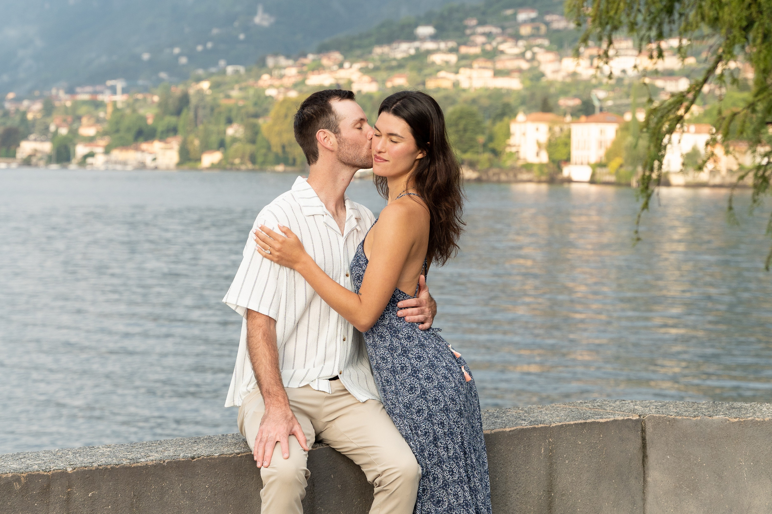 Sunrise Secret Proposal Lake Como. Proposal Photographer in Lake Como