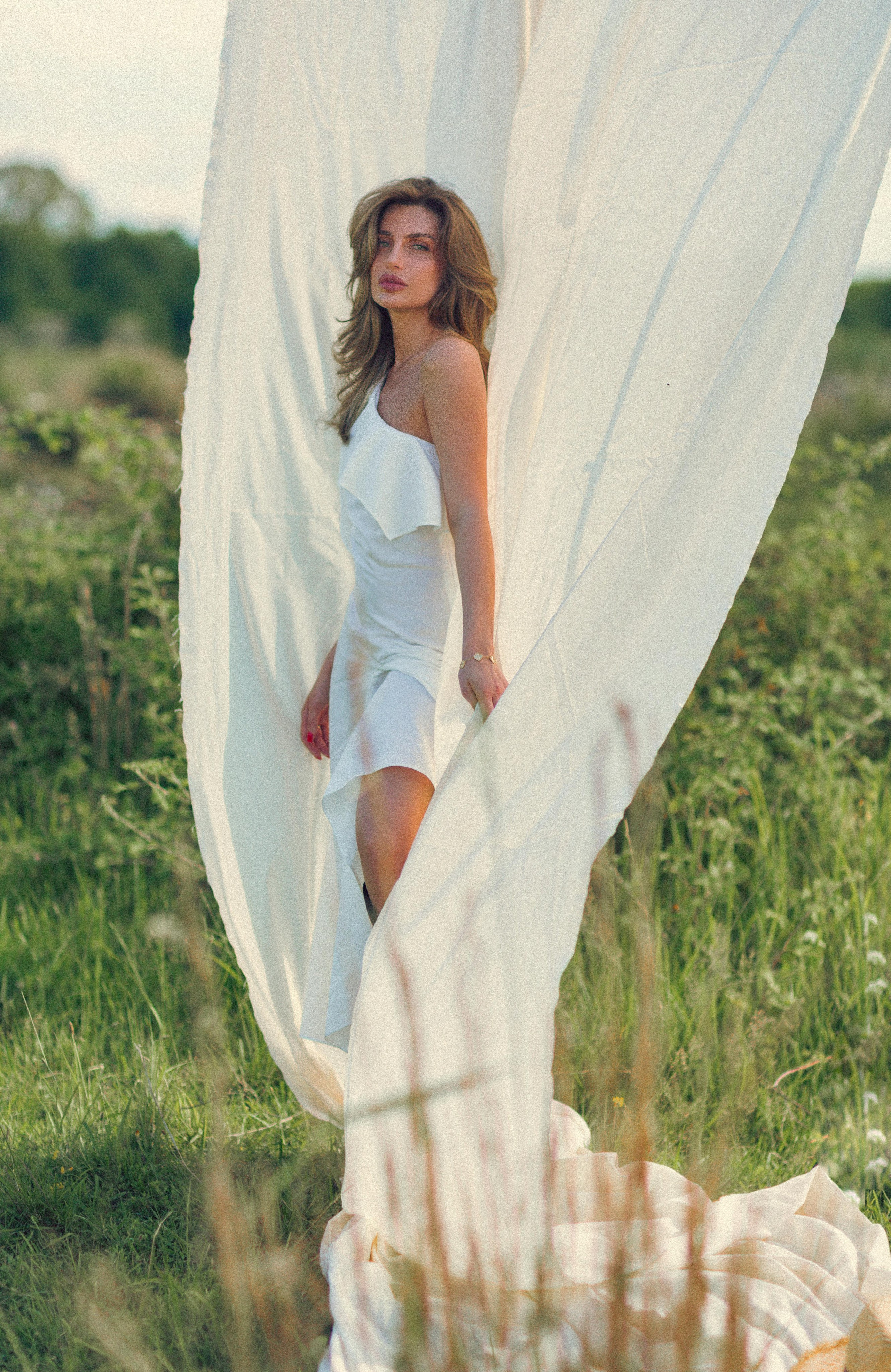 ბუნებაში. Female photographer Julia Kivi