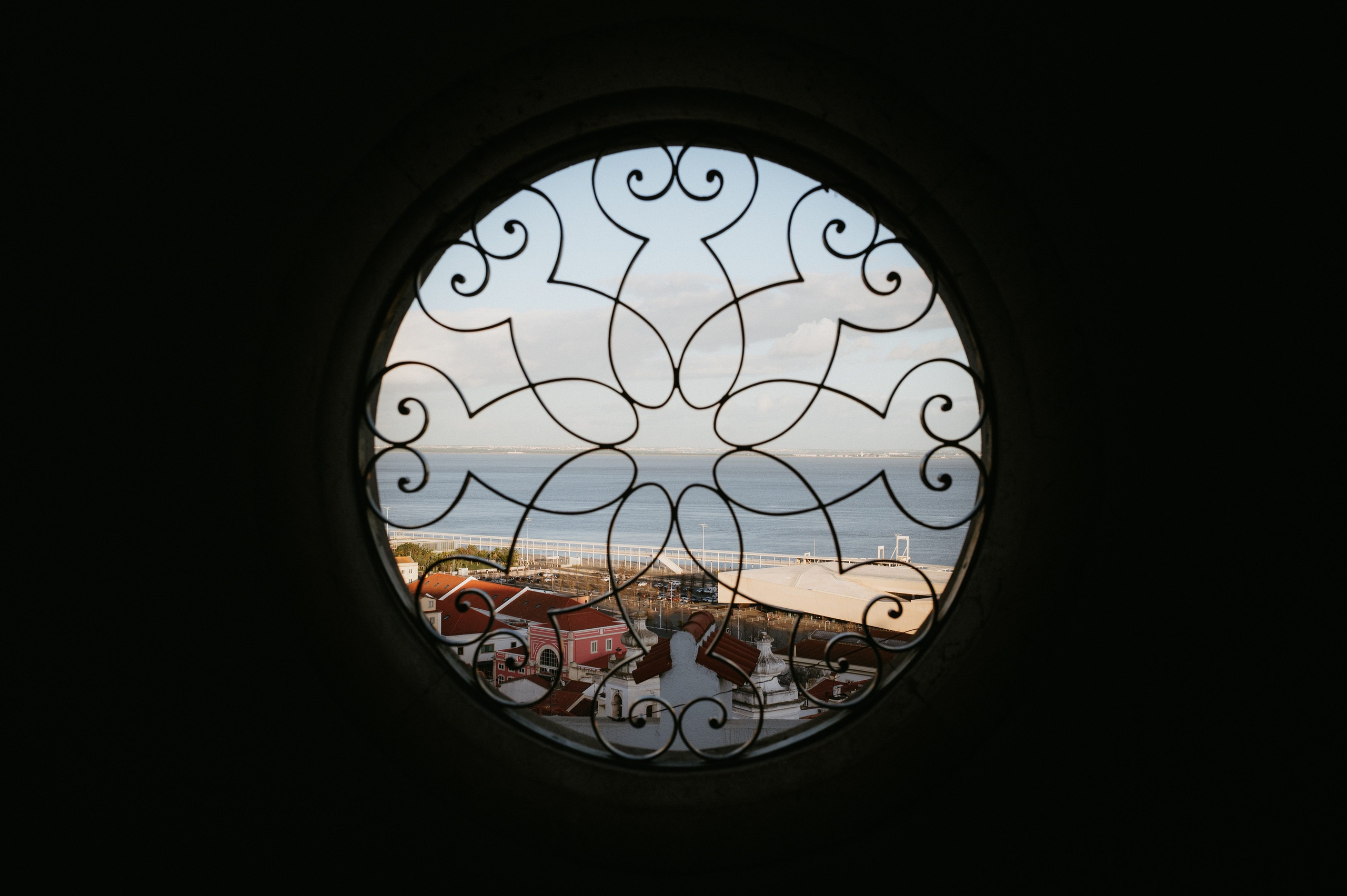 Ședință foto romantică în Lisabona – Inspirație pentru fotografiile de nuntă. Valentin Melen — wedding photographer