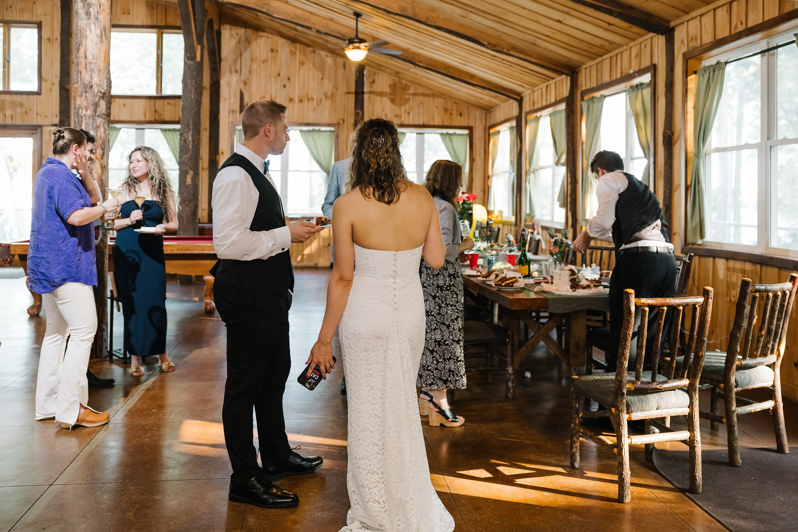 07.12.2025 Wedding. Wedding family event photographer in Chicago Nick Yushevich