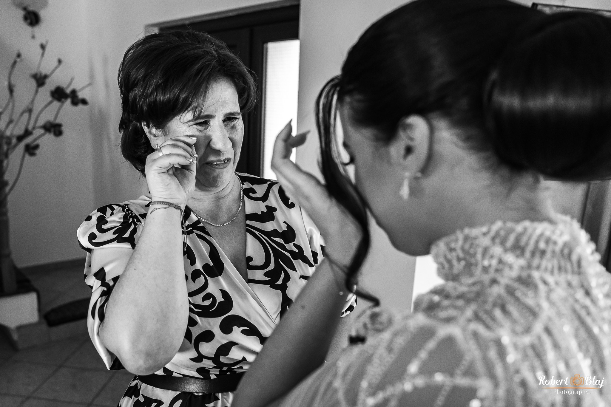 Gabriela & Andrei. Robert Blaj - Fotograf Nuntă Iași