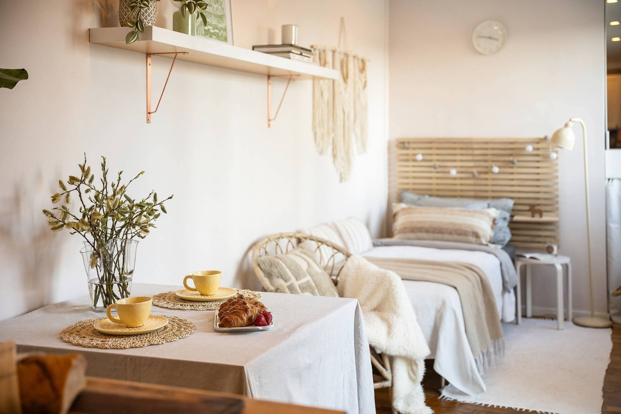 Studio i Bromma med uteplats. InHome Design Stockholm – Interiördesign och homestyling i Stockholm