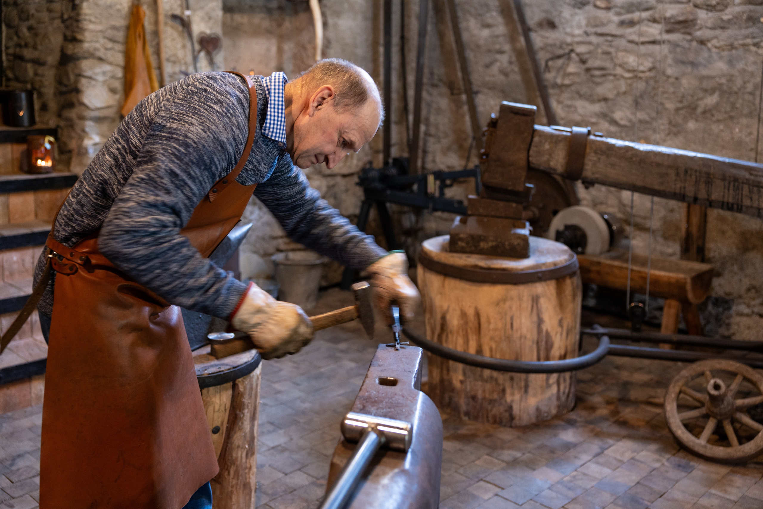 Schmied, Goldegg, 2024. Guzel Kolobova| Fotografin| Salzburg