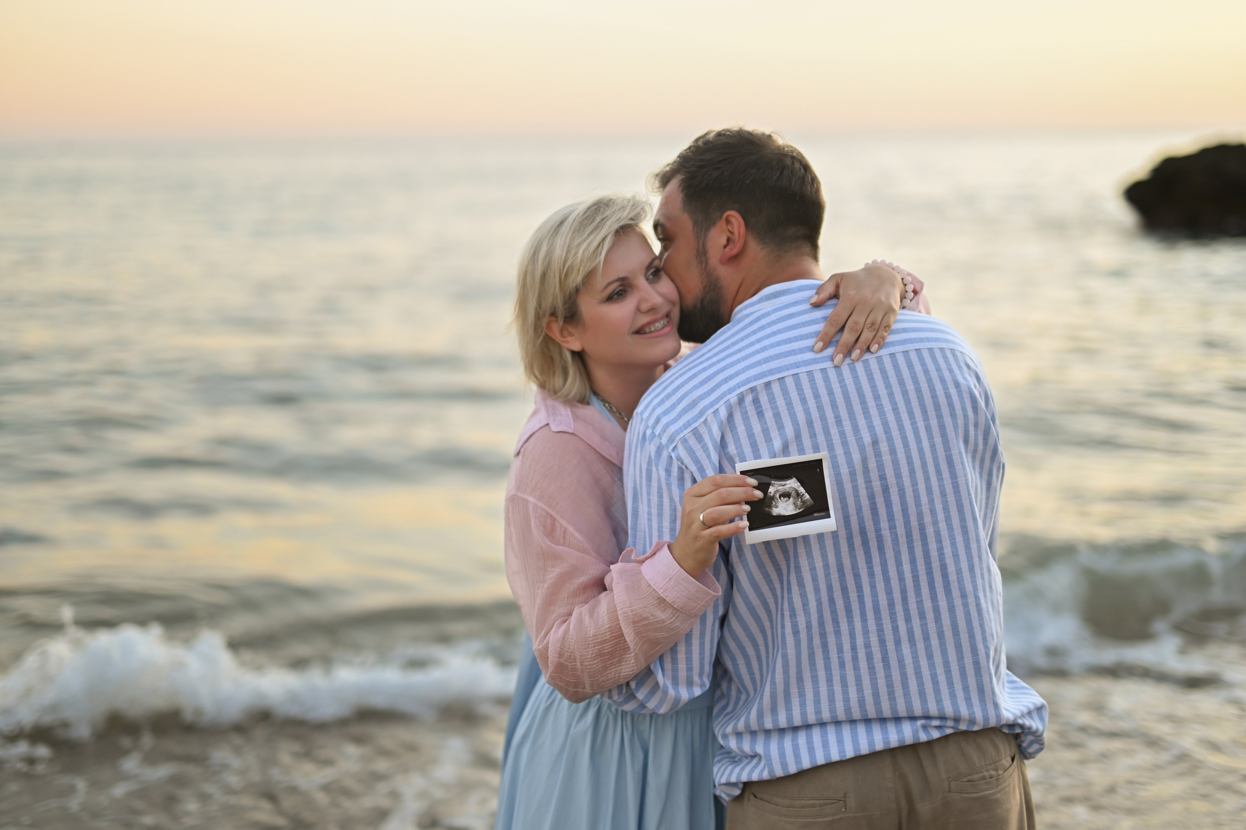 Love story на пляже Клеопатра. Photographer in Alanya, Side, Manavgat. Türkiye