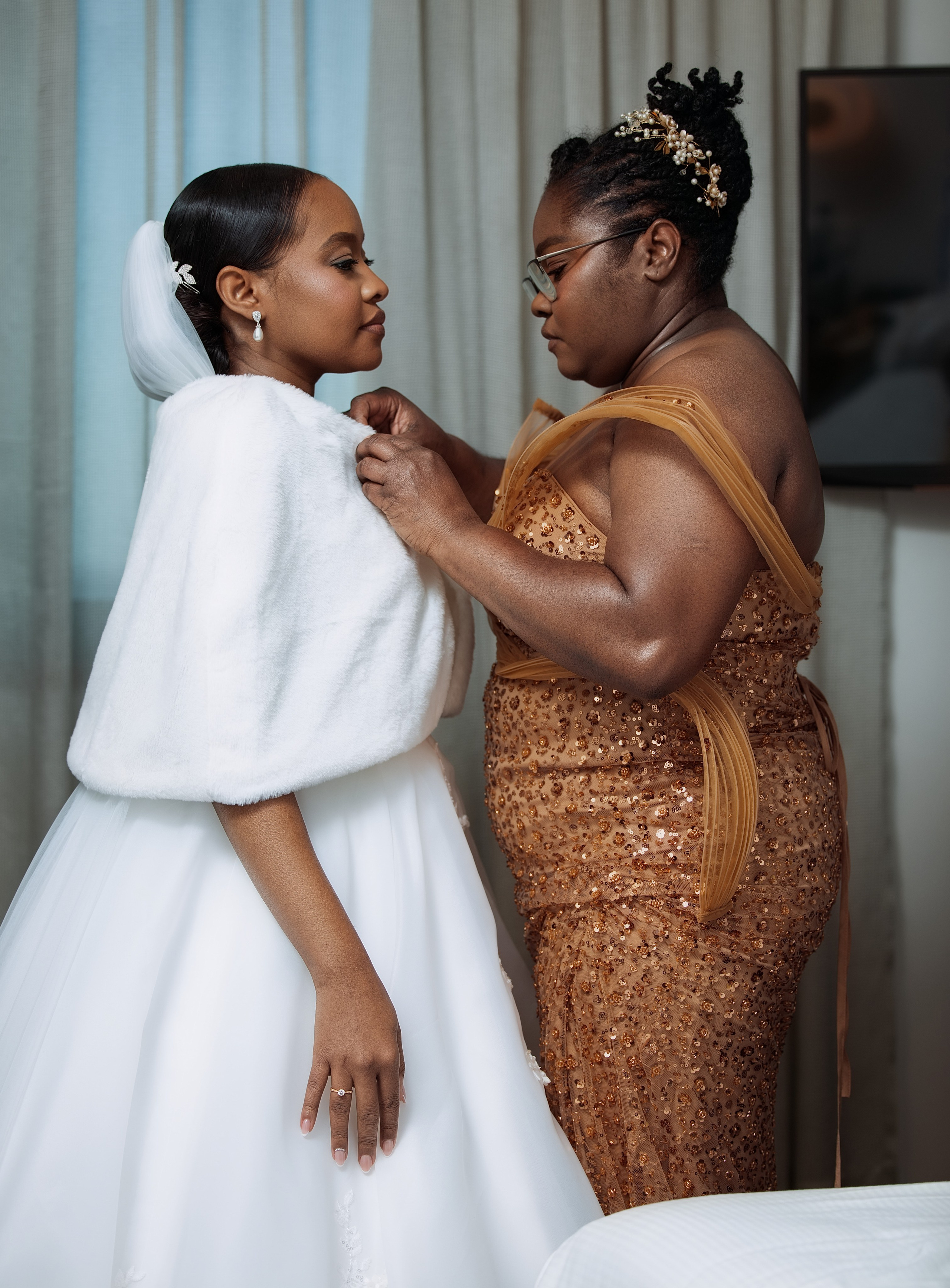 Nawik e Ethson. Fazemos o seu casamento ser lembrado por gerações