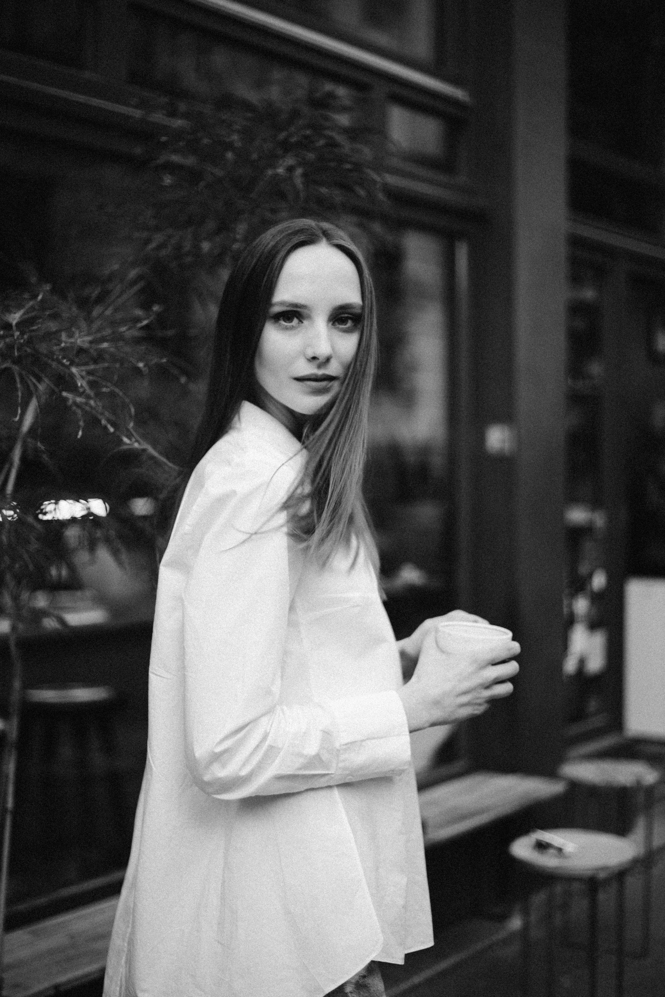Anna | Warsaw. Photographer in Los Angeles. Julia Ishmuratova