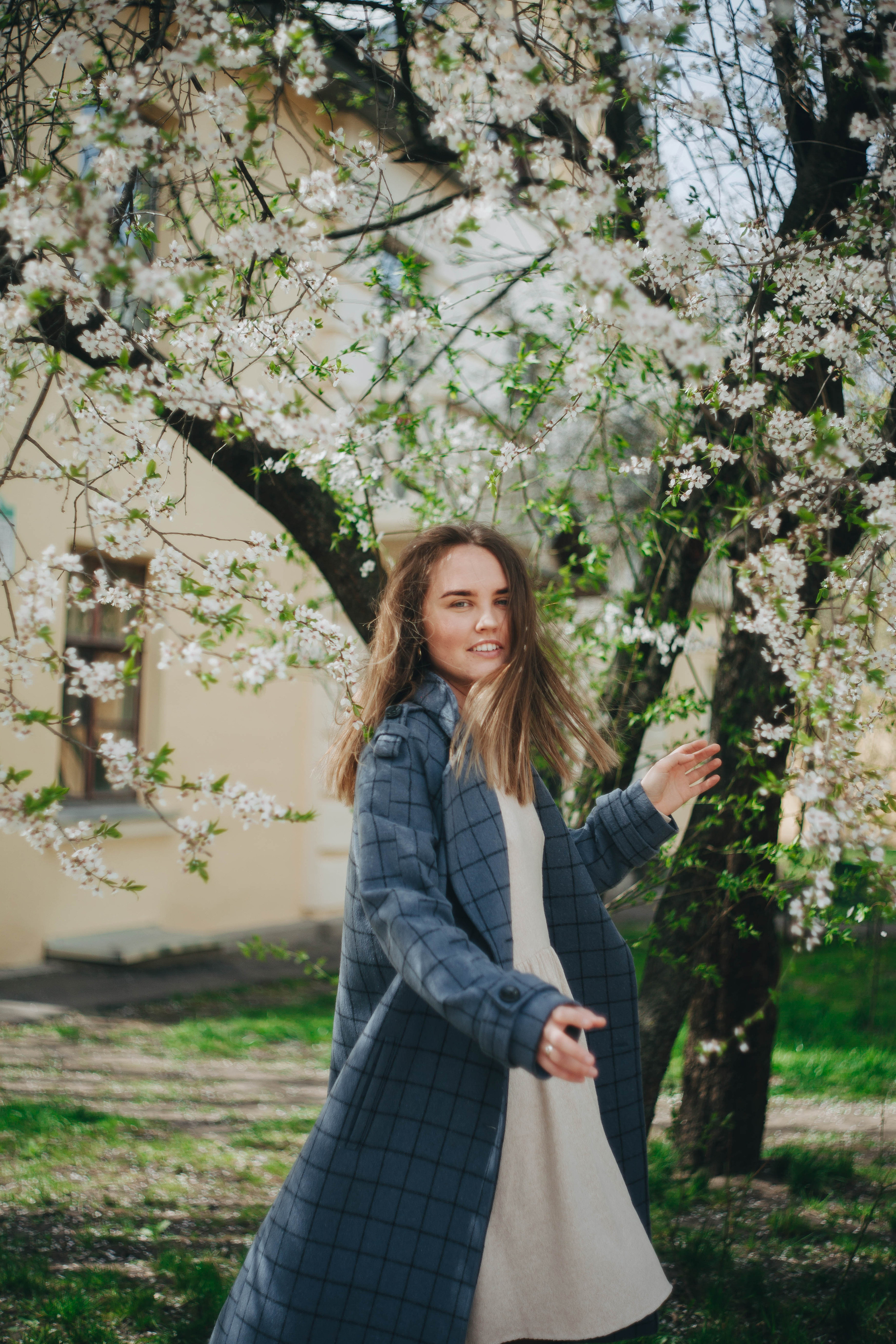 Dasha | Spring in Minsk. Photographer in Los Angeles. Julia Ishmuratova