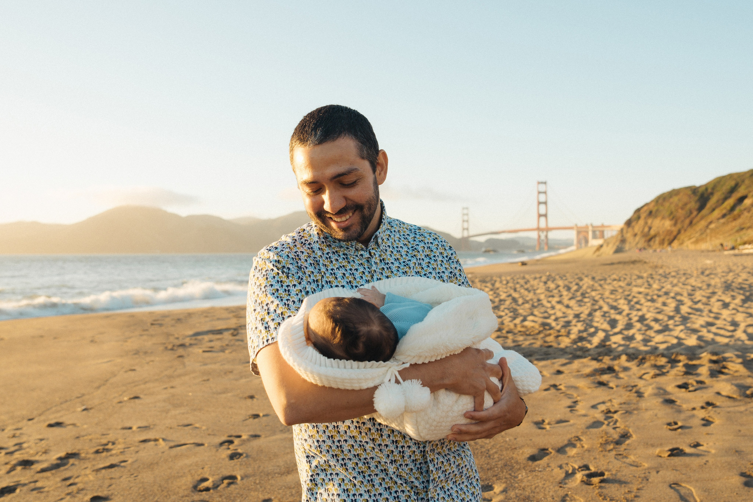 Bri’s growing family at Baker Beach. Soulo Photography | San Francisco Bay Area Based Photographer