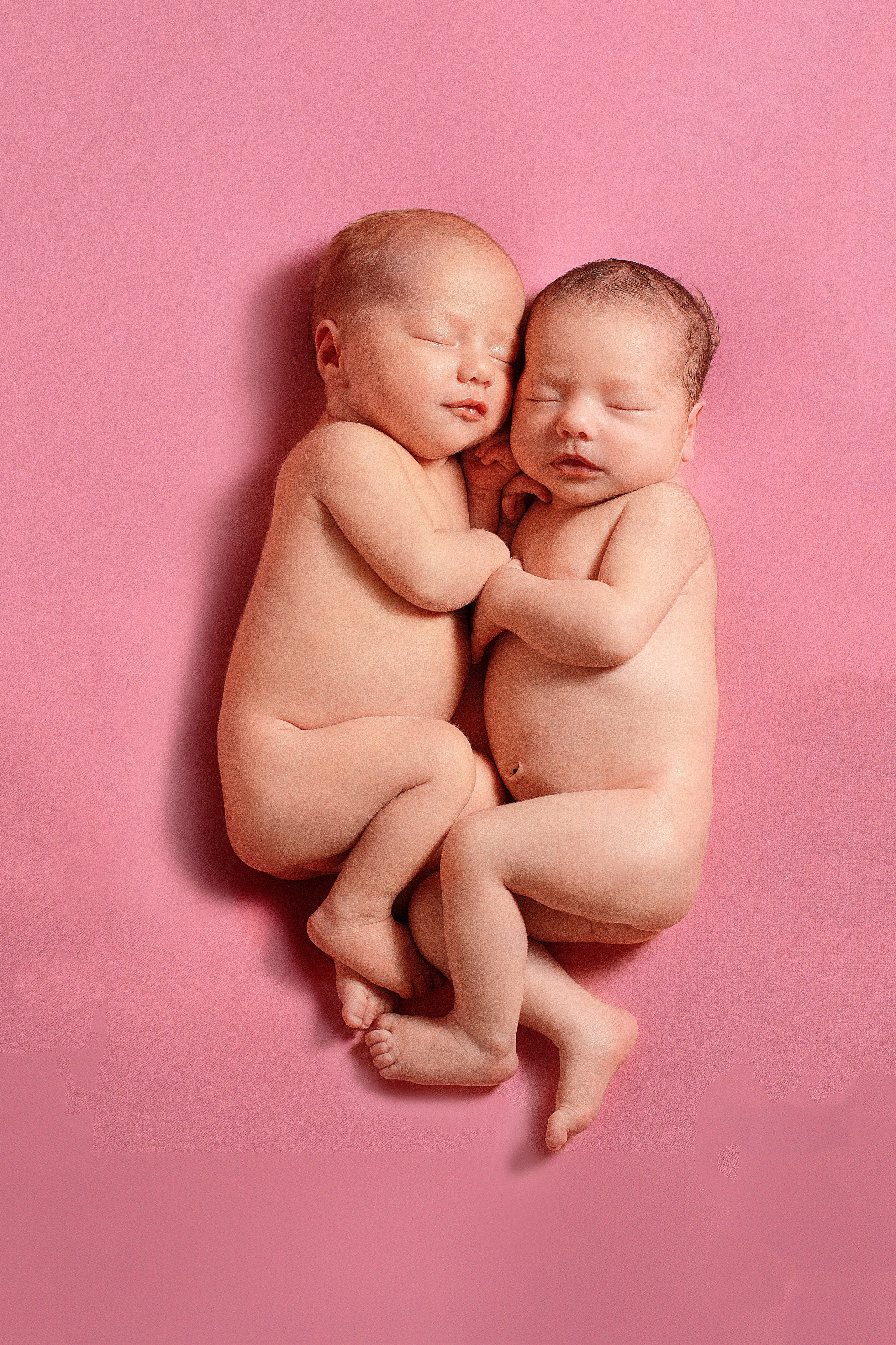 Newborn классическая. Детский и семейный фотограф в г. Бельцы
