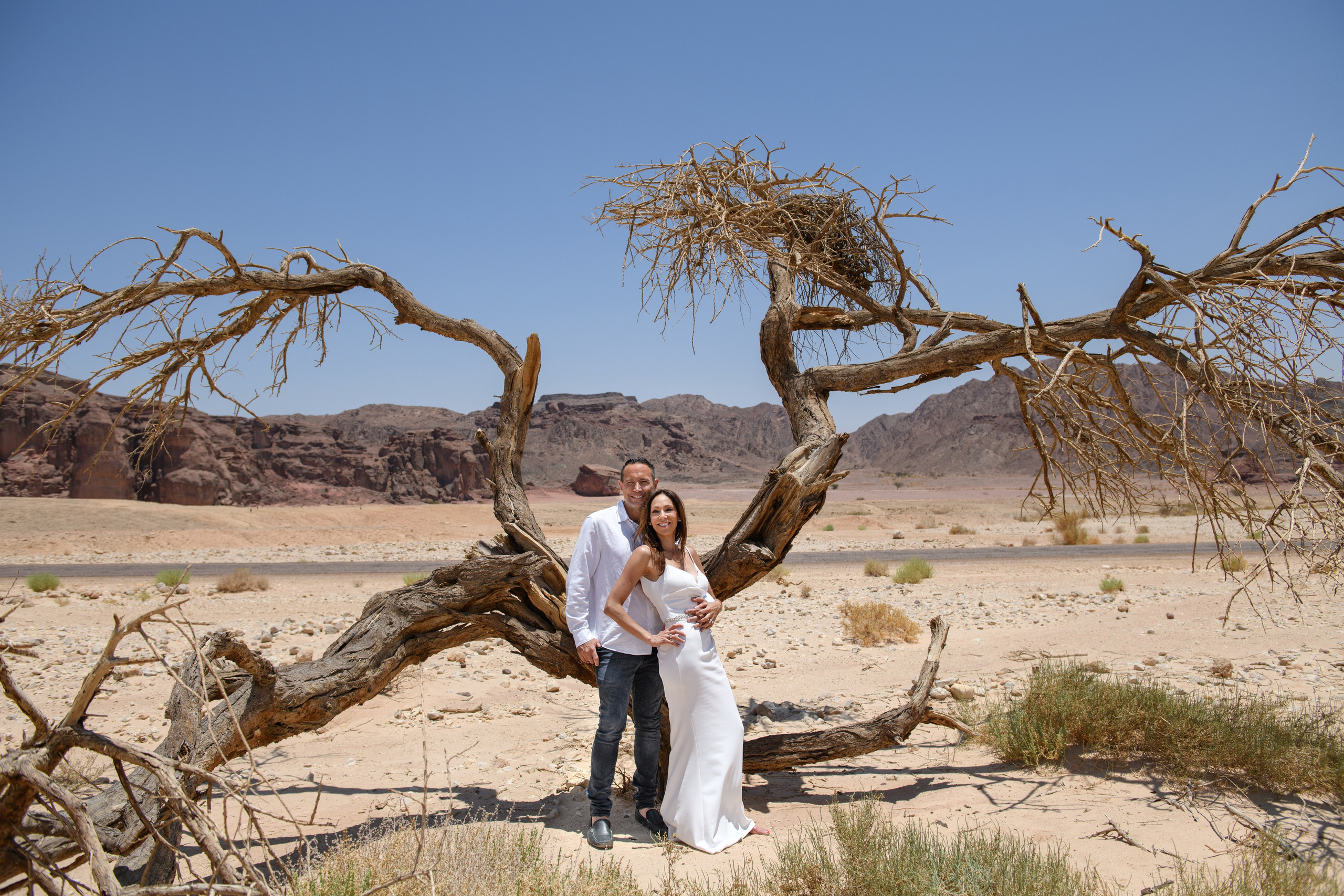 Wedding in the Timna park for Guy & Jodie. Family children pregnancy love stories photographer in Eilat Israel Olga Amchislavsky