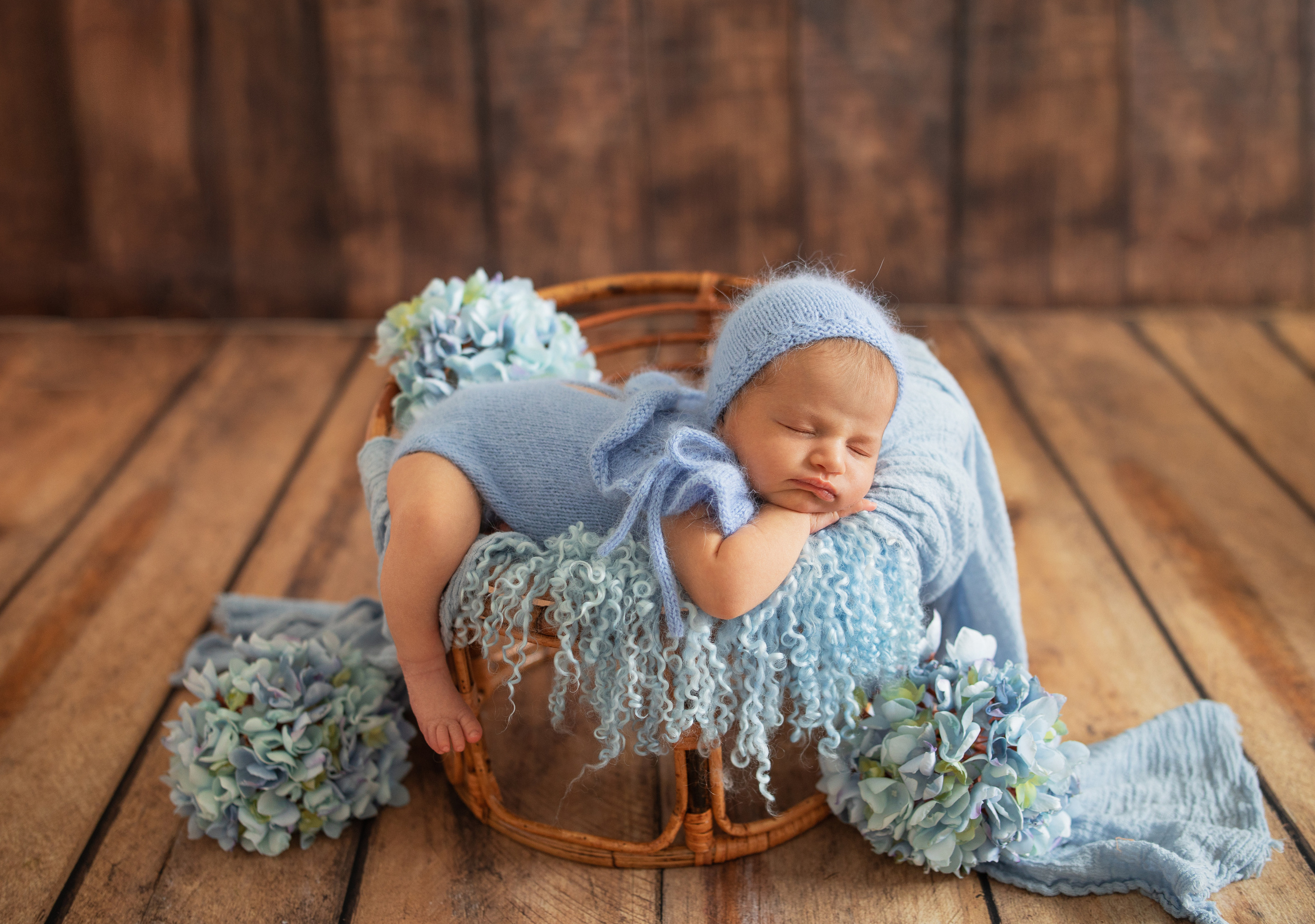NEWBORN. Valokuvaaja Itä-Uudellamaalla Viktoria photography