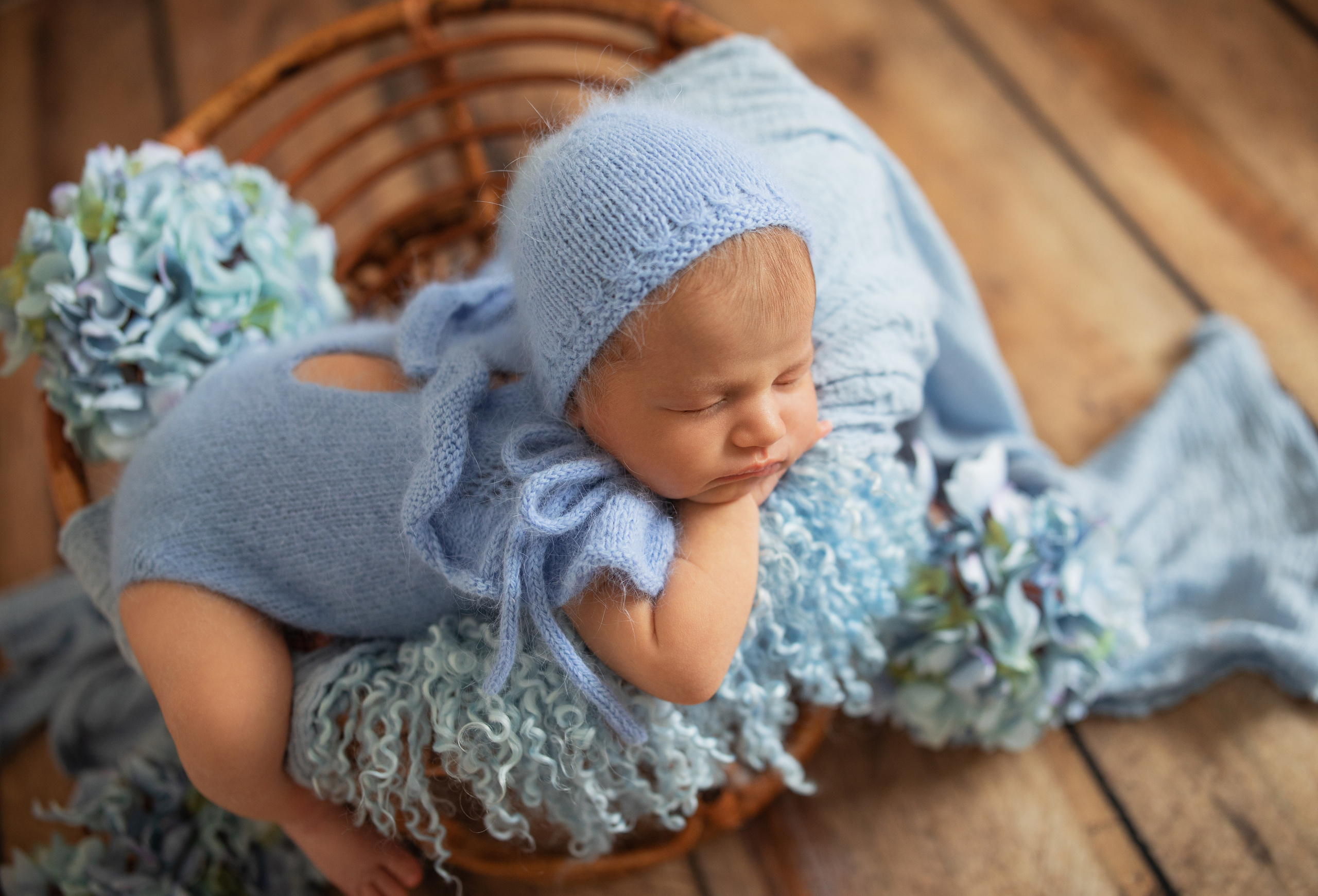 NEWBORN. Valokuvaaja Itä-Uudellamaalla Viktoria photography