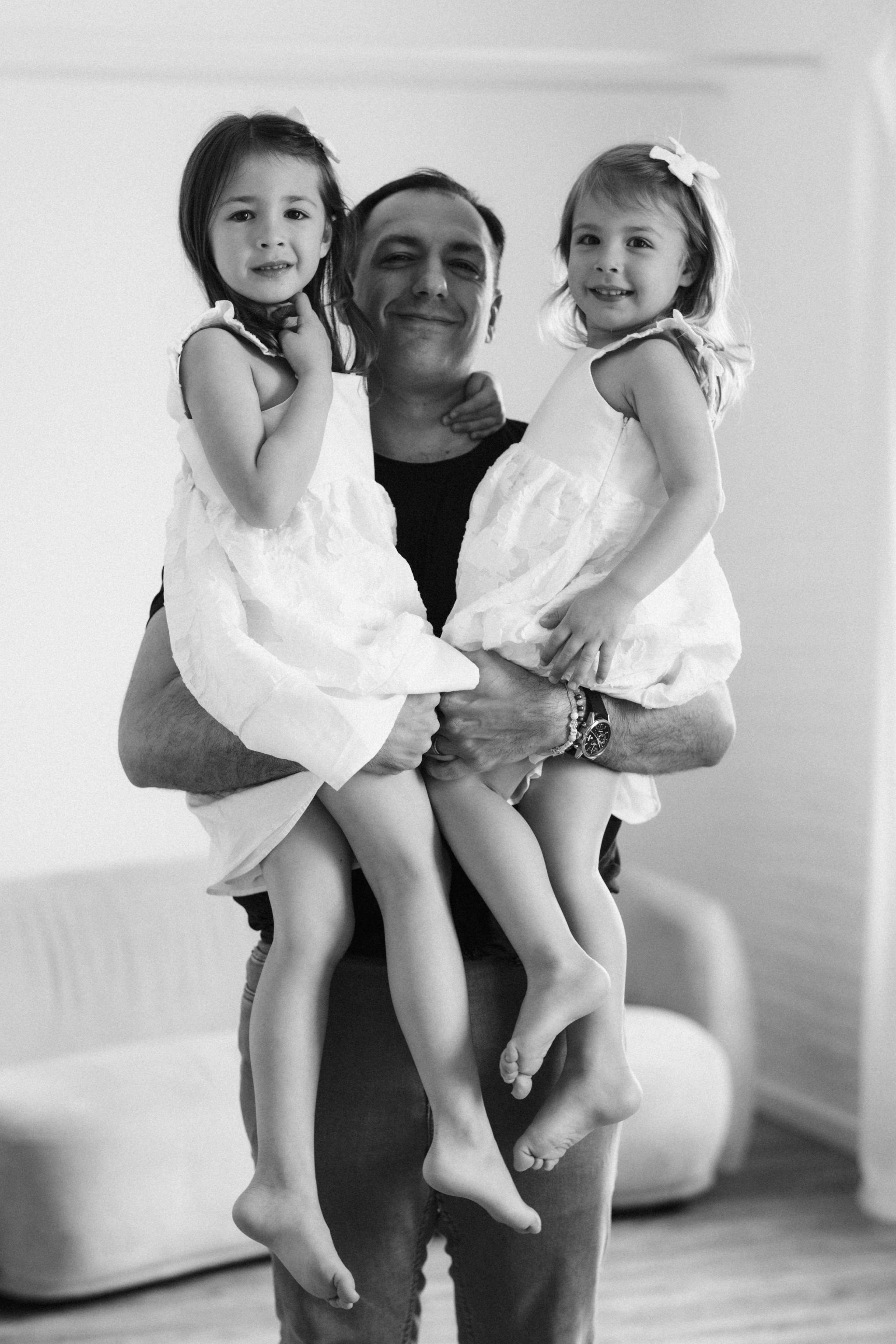 Emily. Modern maternity photographer in Long Island New York