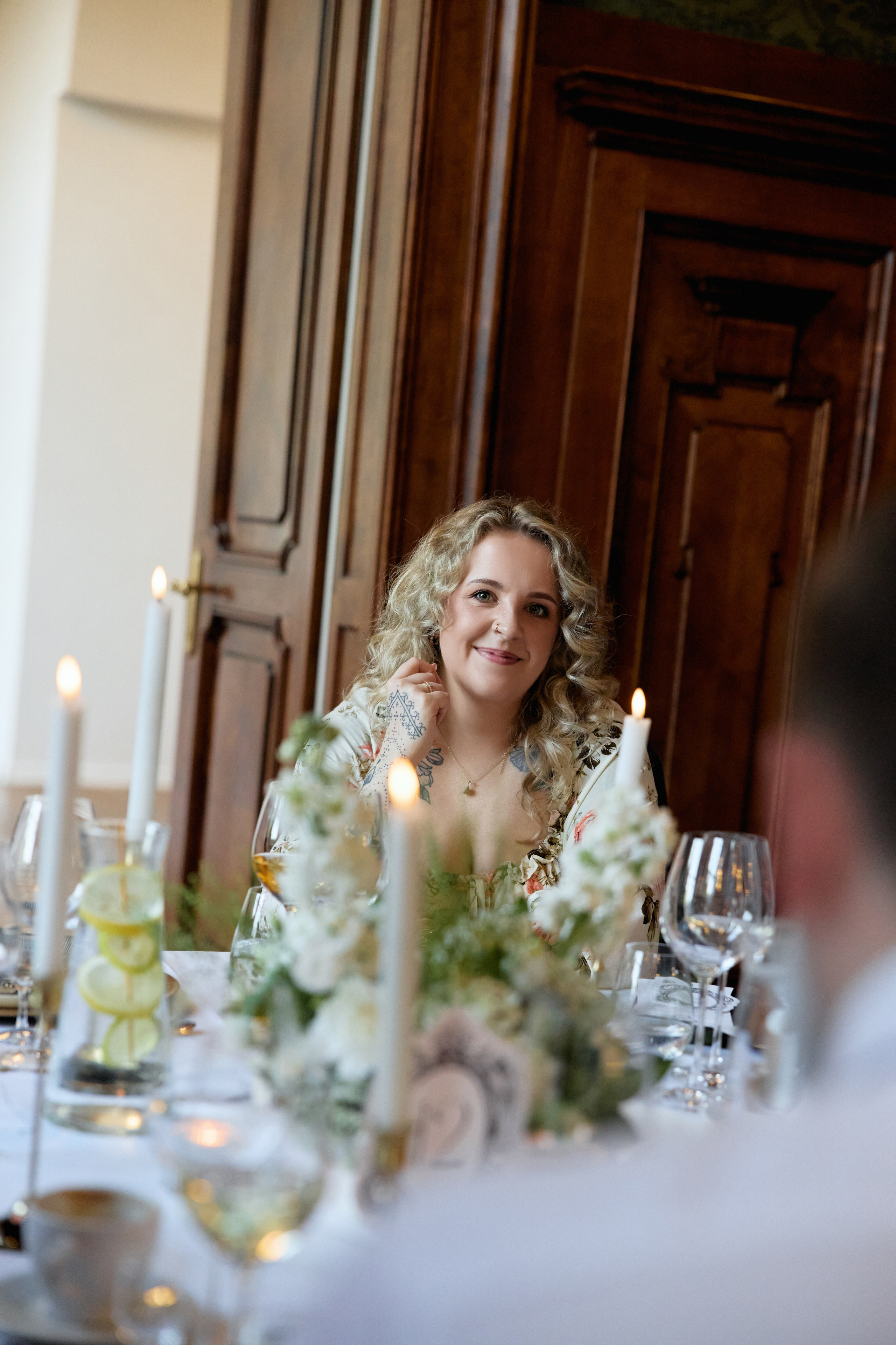 Wiktoria & Kacper. Pałac Goetz. Fotograf ślubny i rodzinny w Krakowie Yana Klymova