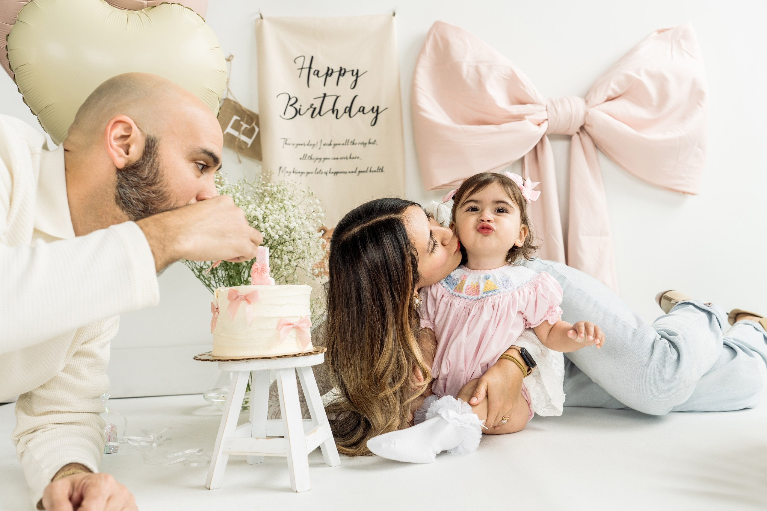 Vivian, Jose, Ariana. Alisa Tant — Family and newborn photographer Bucks County, Montgomery county, Philadelphia, NJ