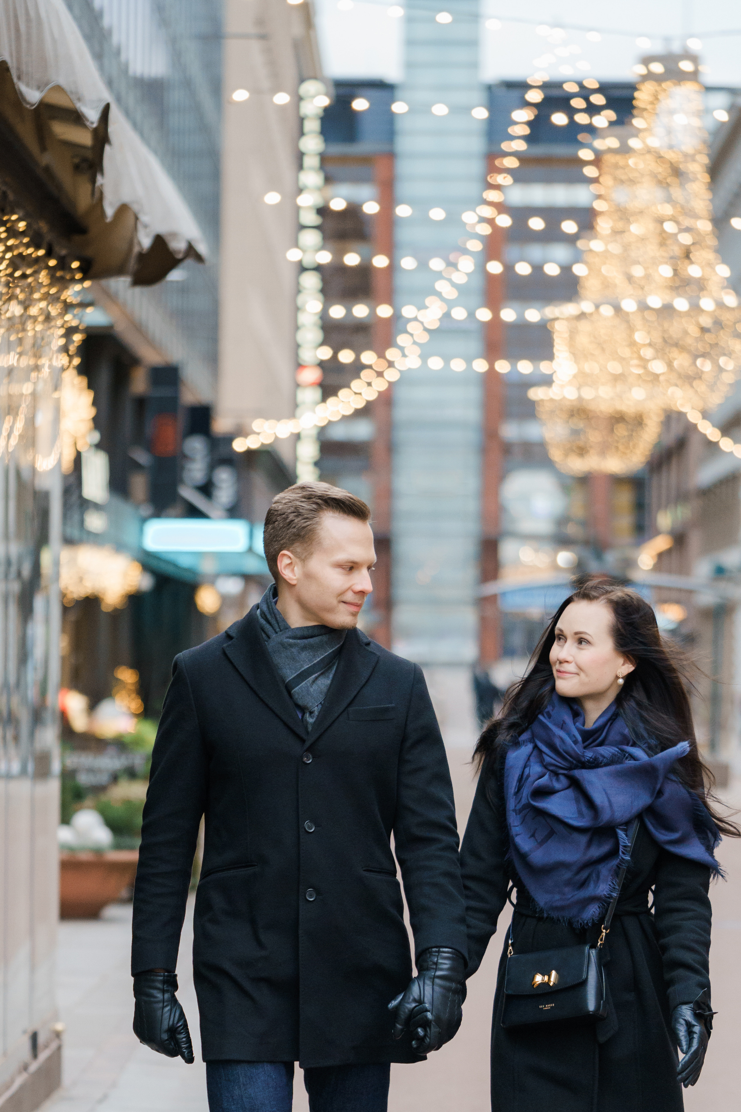 J&S, kihlakuvaus Helsingin keskustassa