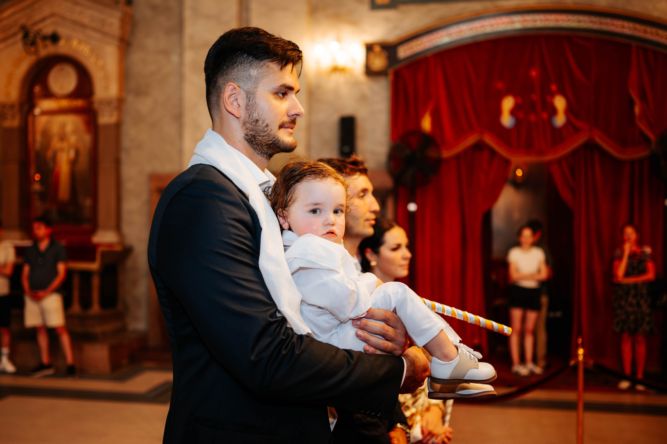 Saint & Igor - krštenje. Dečiji i porodični fotograf