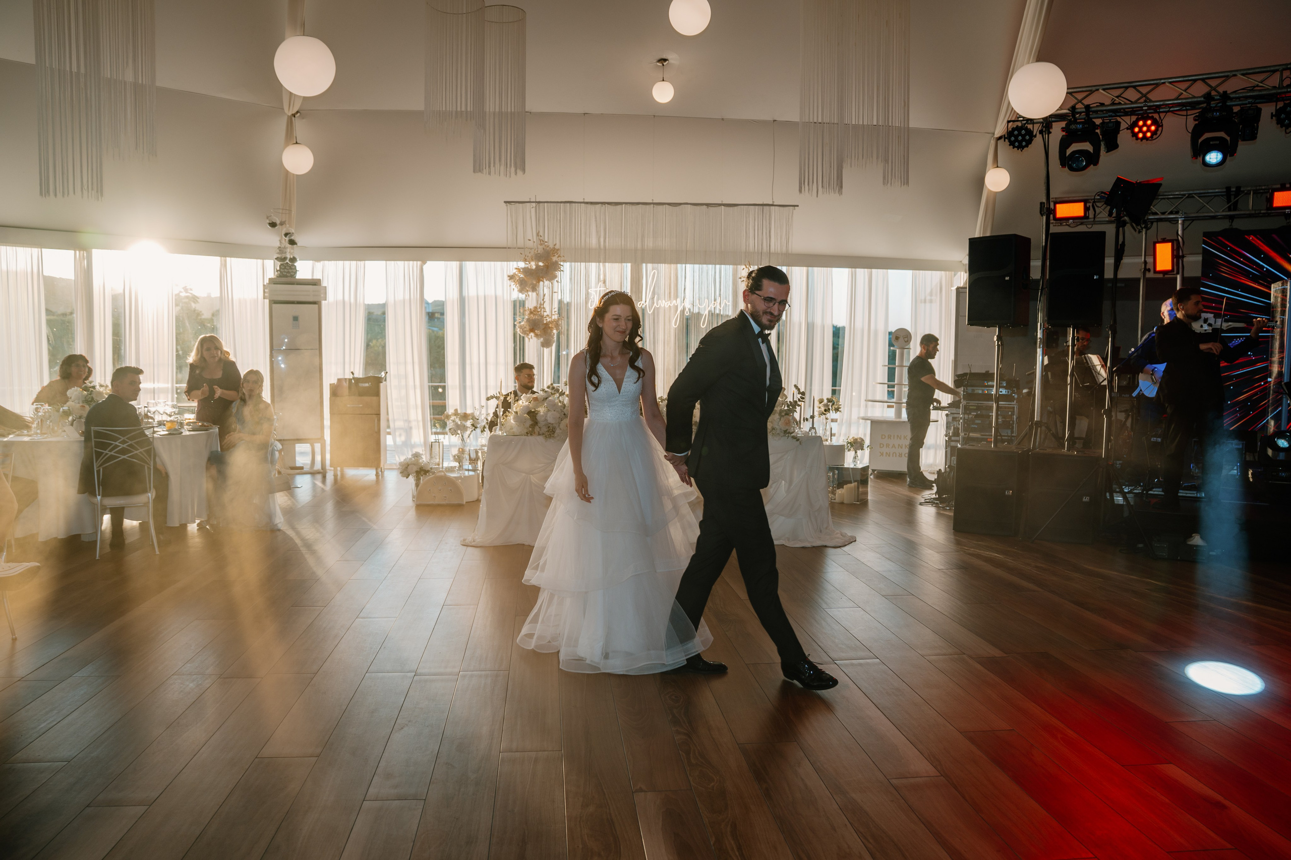 Gabriela & Dragos. Gabrielacojocariu.com