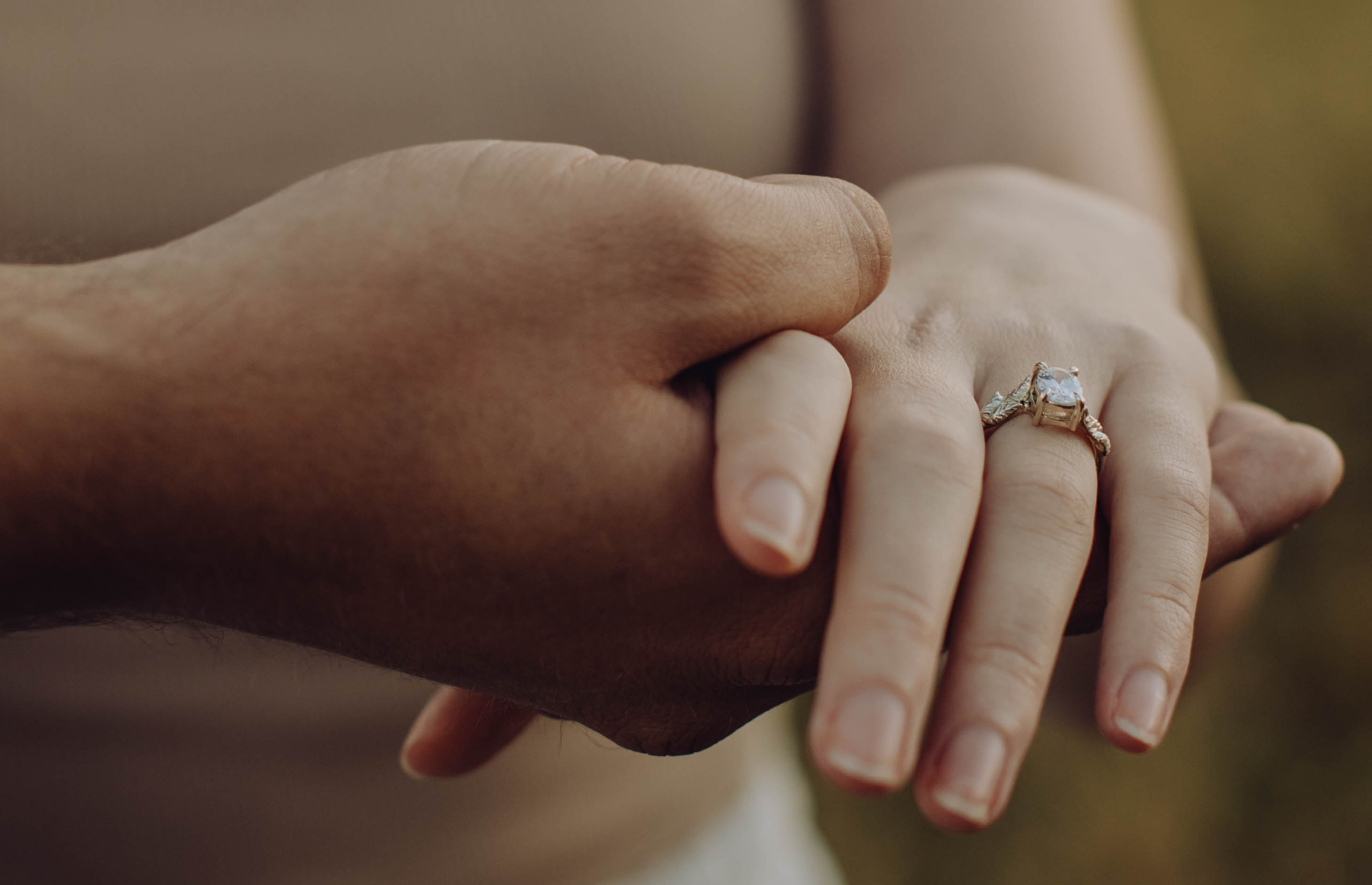 Gabi & Theoni. Wedding & couple photographer from Romania Rut Vetan