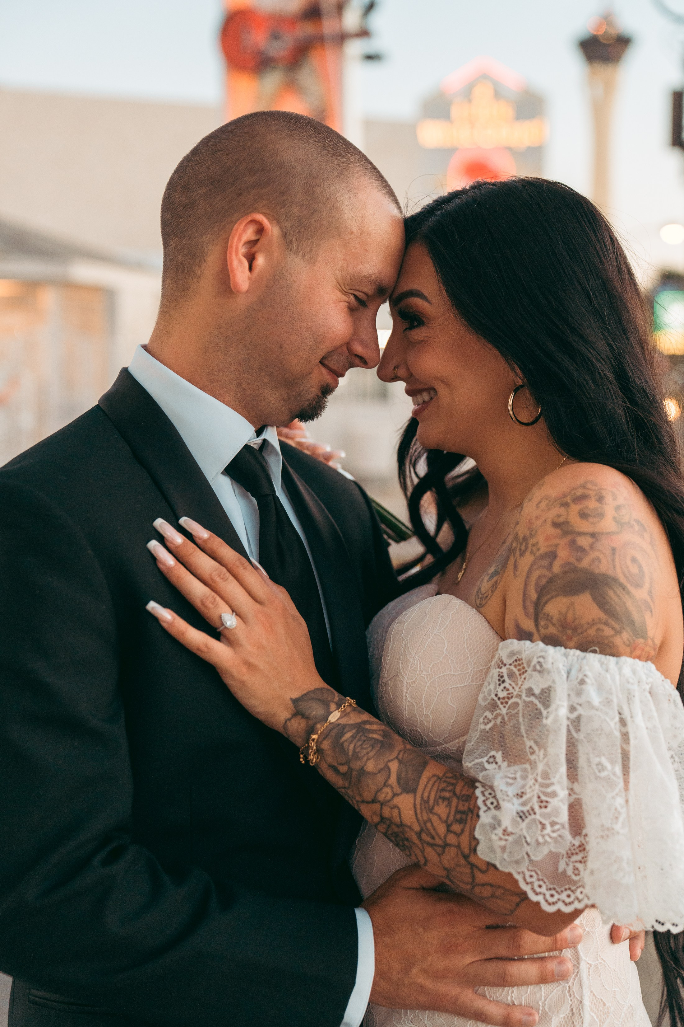 Jessica&Dakoda. Wedding & elopement photographer Viktoriya Kravtsov. Las Vegas