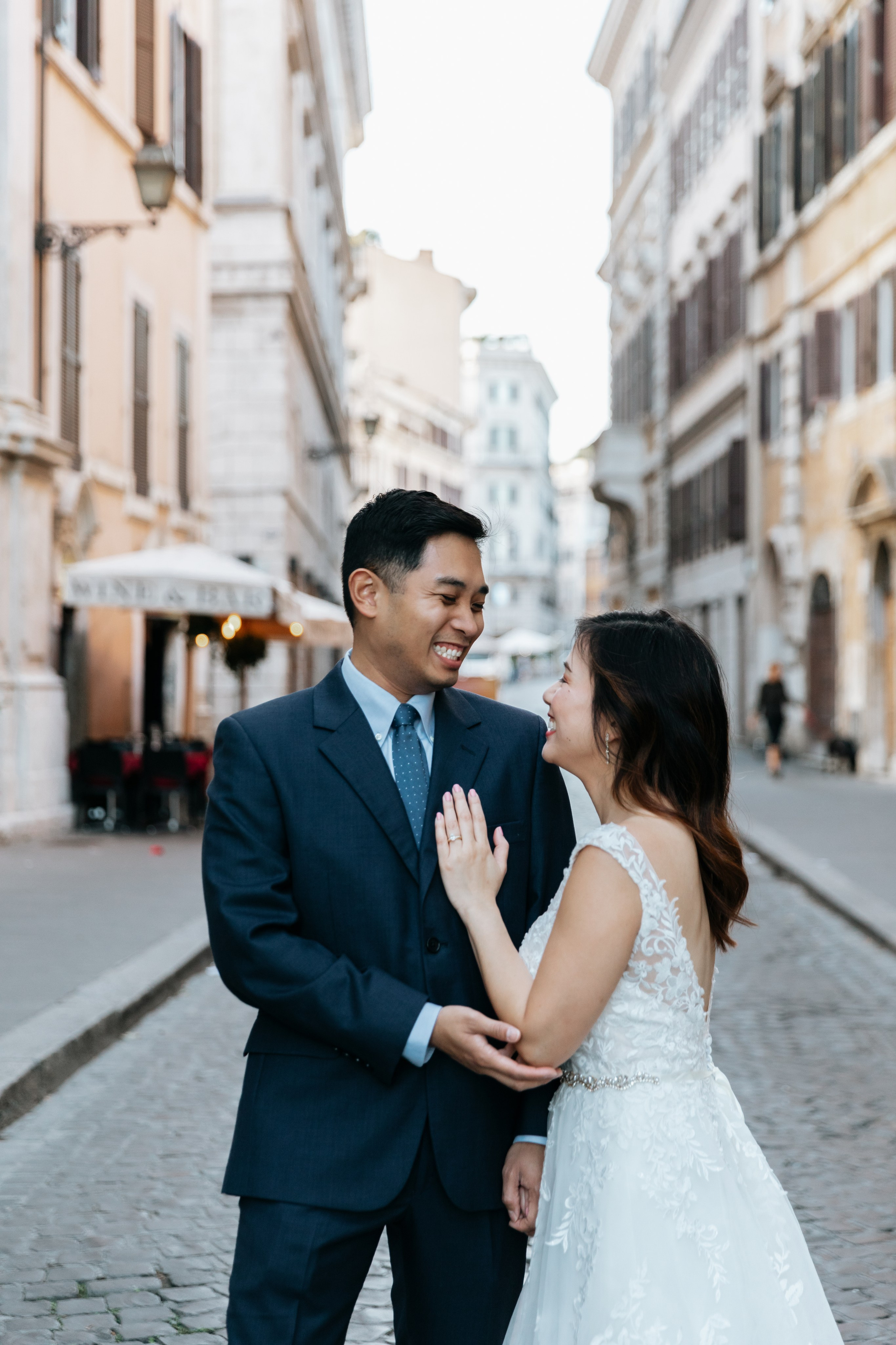 Elopement photoshoot in Rome. Photographer in Rome