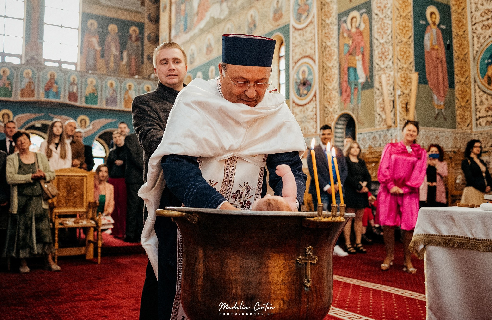 Fotografie botez Alba Iulia. Mădălin Ciortea - fotograf de nuntă și de familie | Dream Art Events