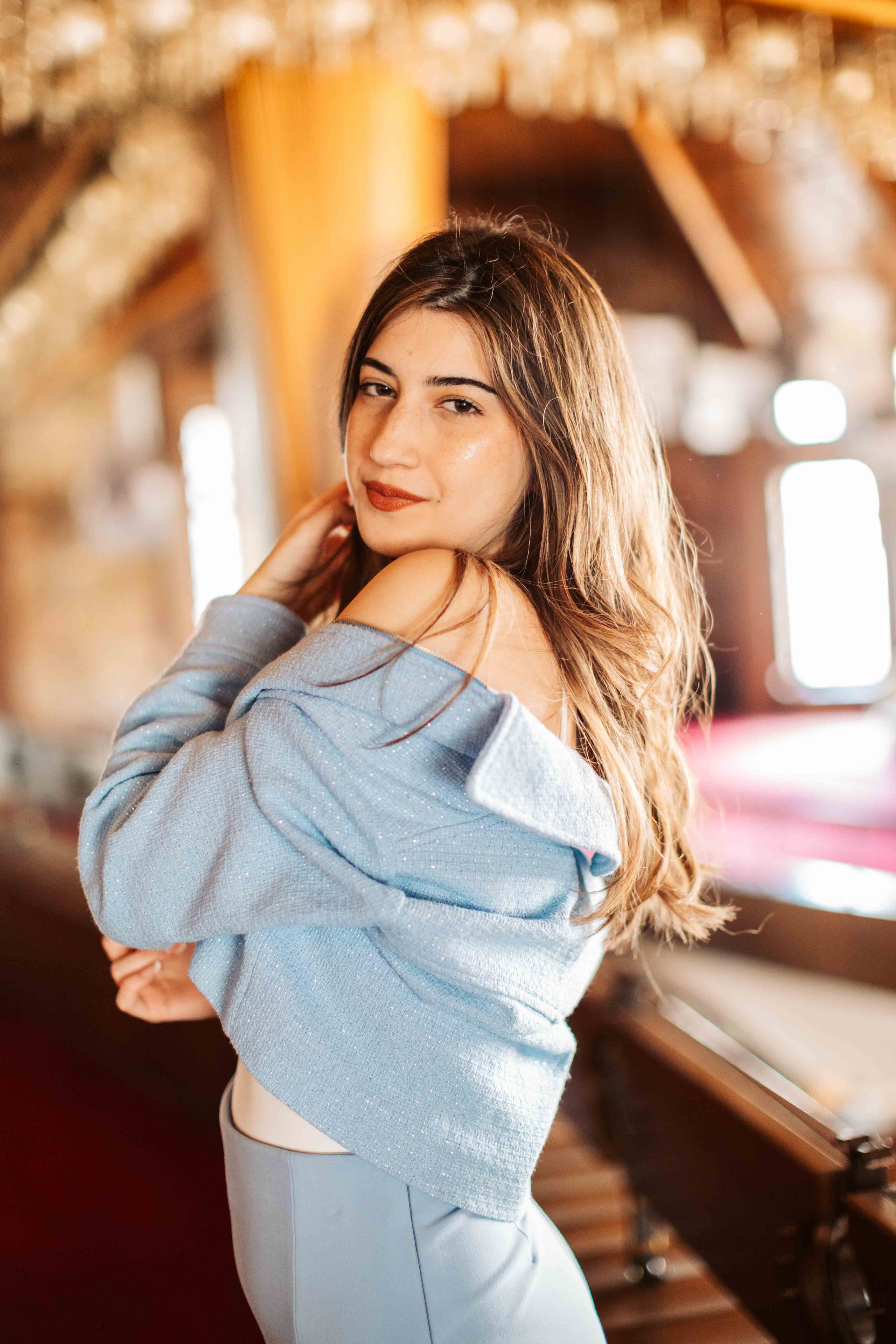 12C — Unirea. Contrast Studio