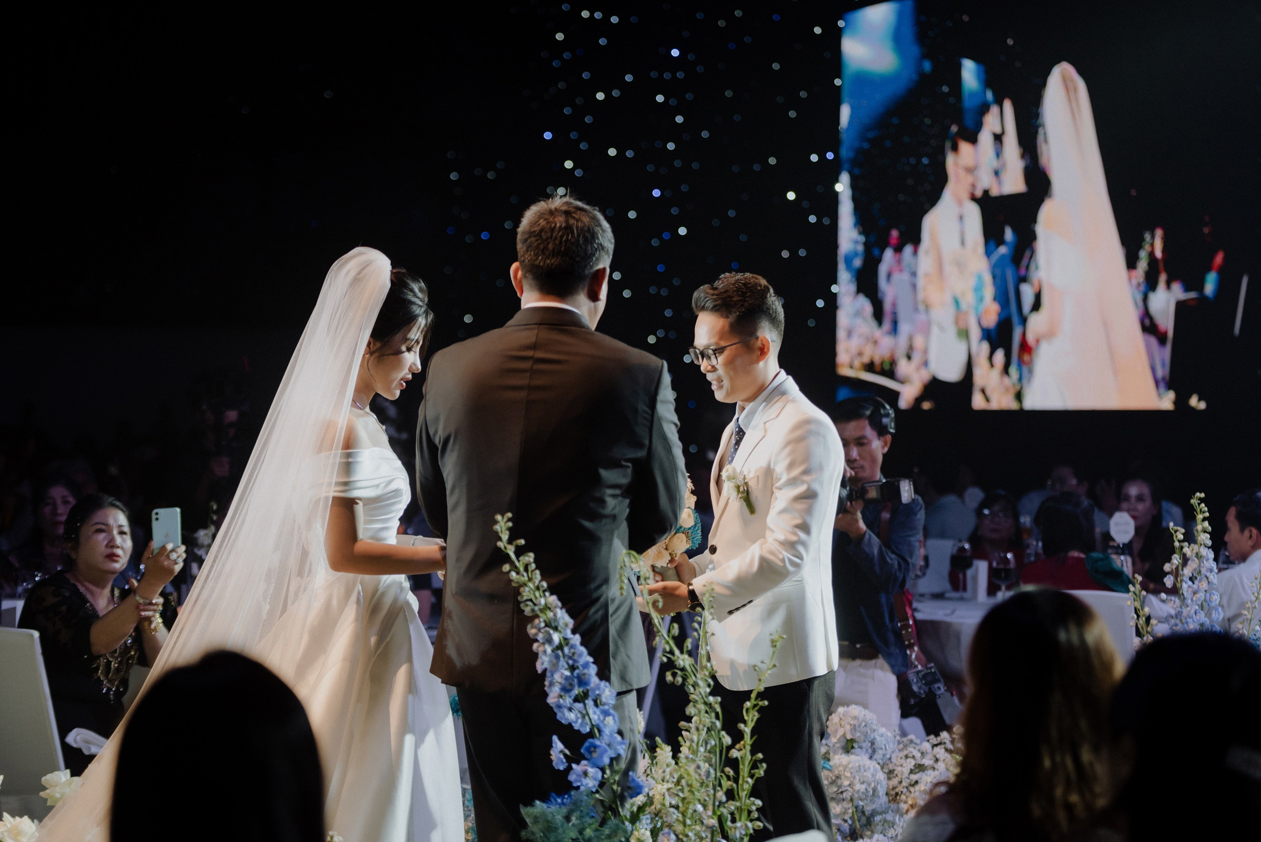 THANH THUÝ & TRỌNG KỶ. Nhiếp ảnh gia đám cưới hàng đầu tại Thành Phố Hồ Chí Minh
