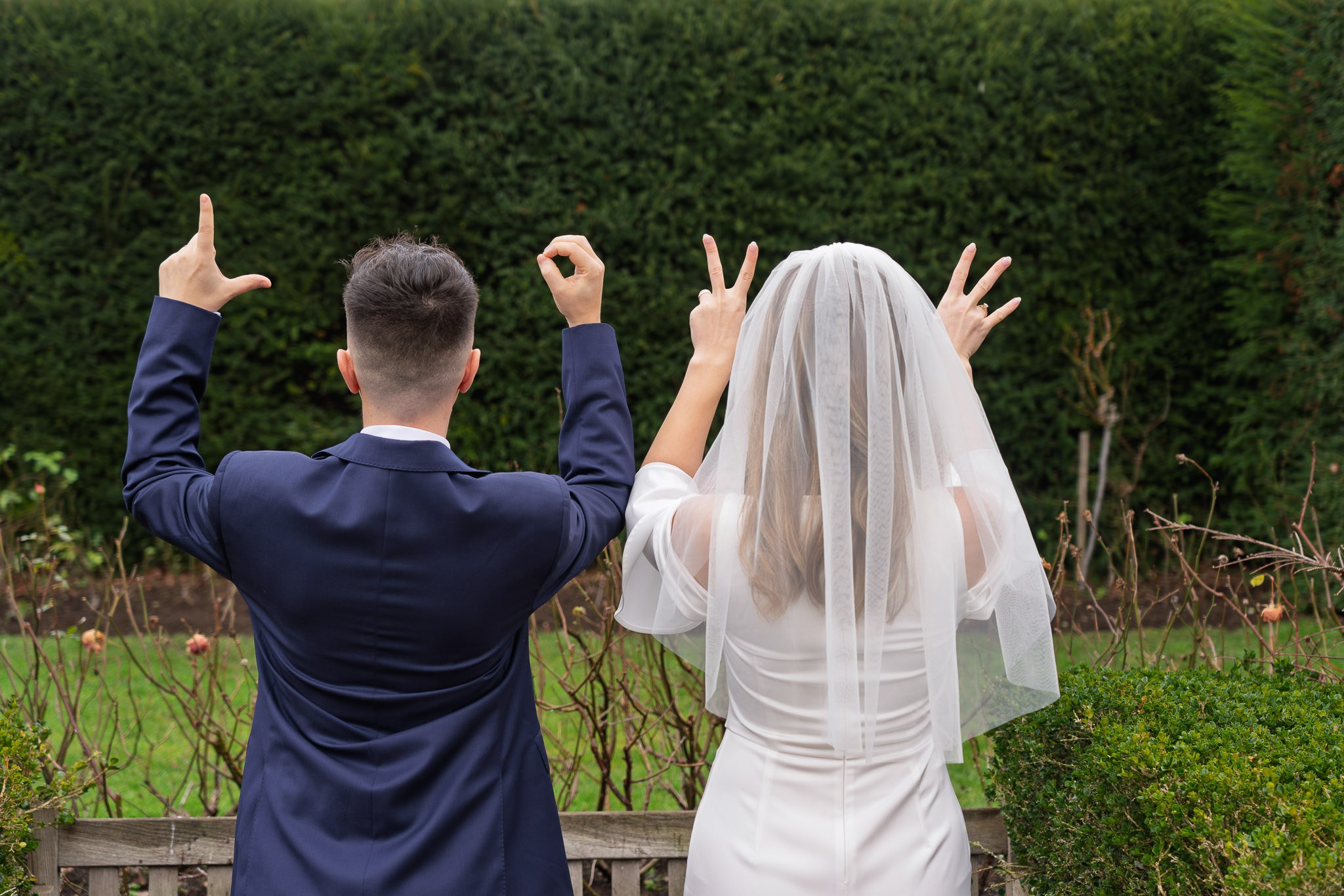 Book a wedding photographer and videographer in London. Wedding photographer in United Kingdom