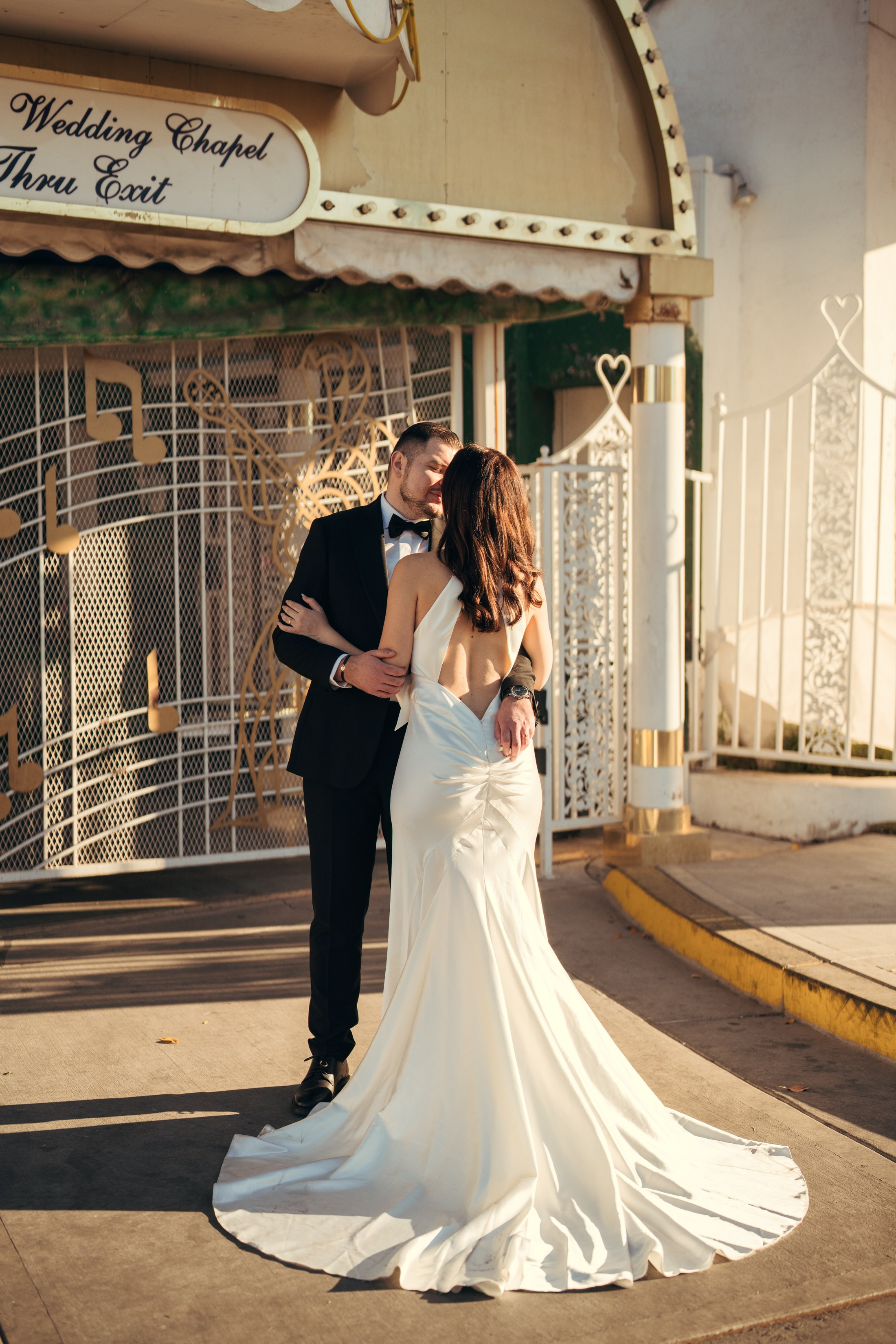 Zenaida&Eros. Wedding & elopement photographer Viktoriya Kravtsov. Las Vegas