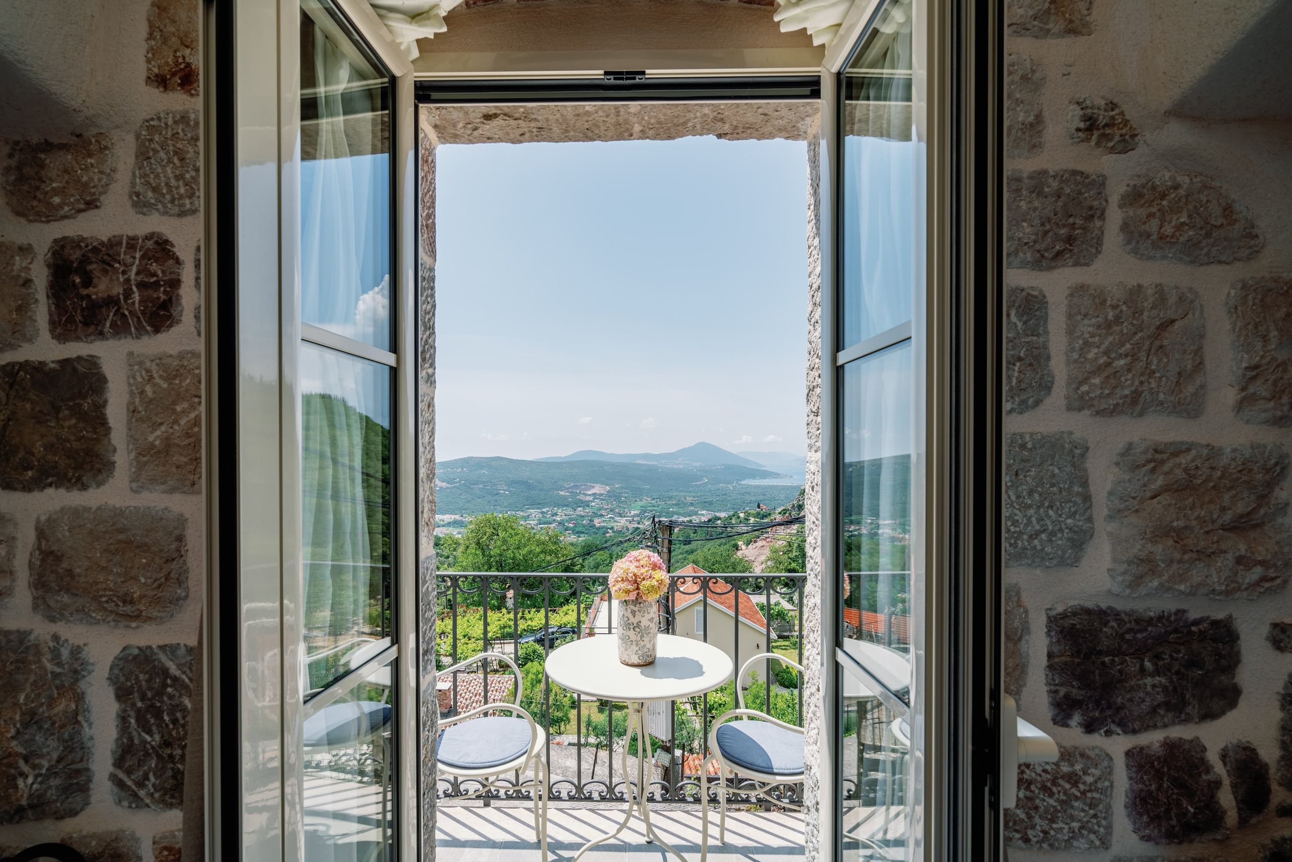 Real Estate Photography. Montenegro. EVAN ARISTOV WEDDING PHOTOGRAPHY — Seattle Wedding Photographer