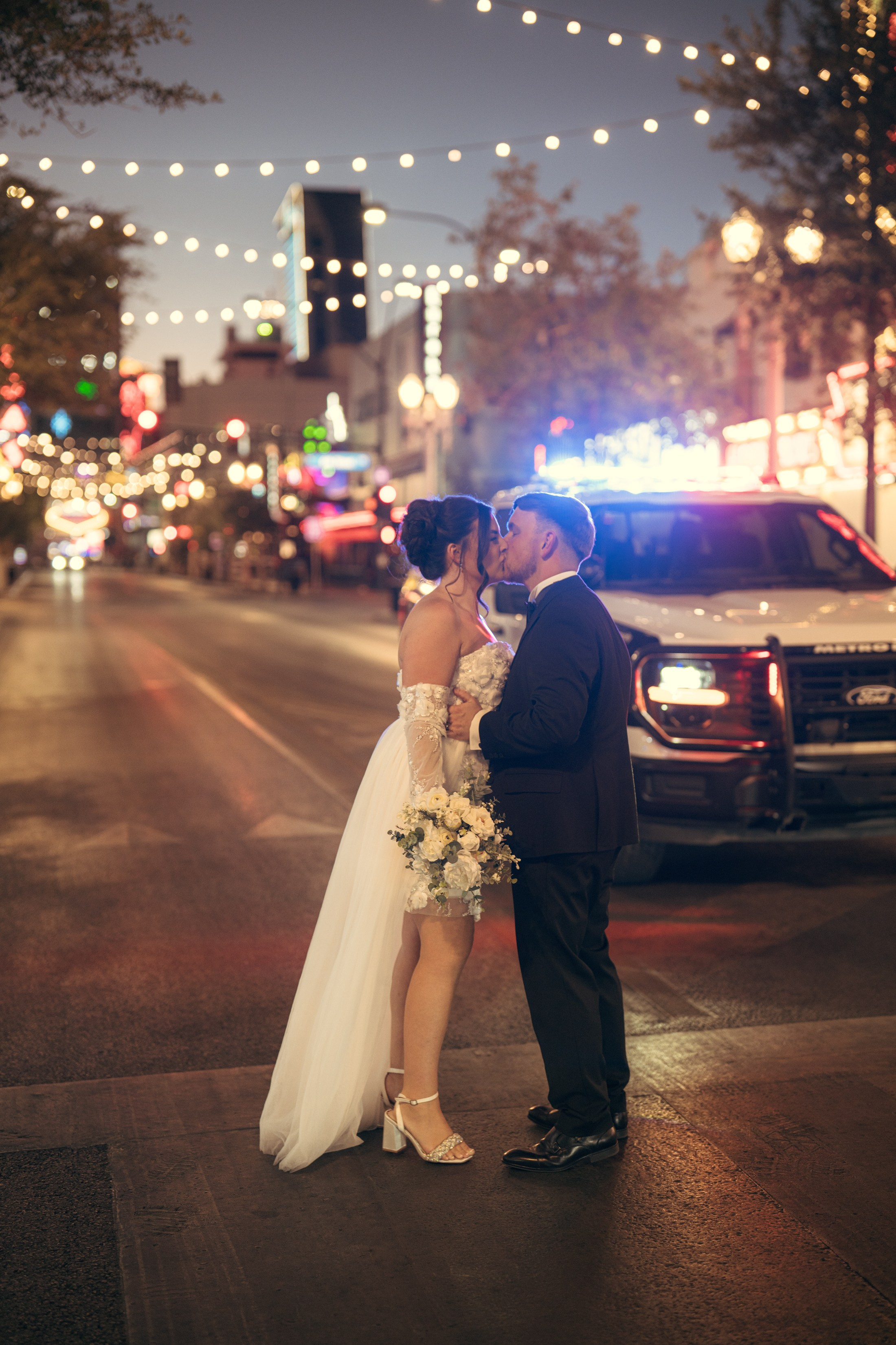 Charlie&Dan. Wedding & elopement photographer Viktoriya Kravtsov. Las Vegas