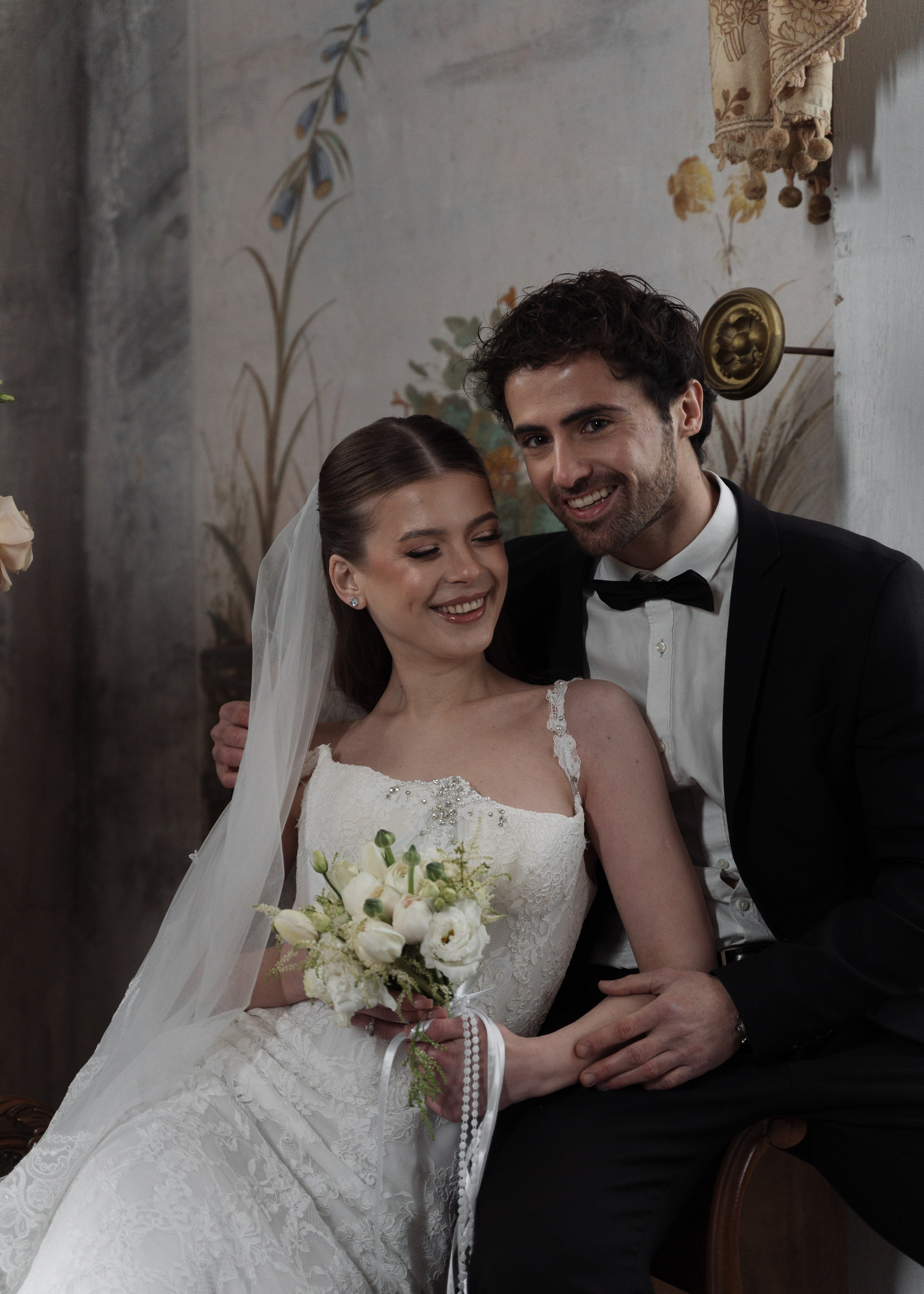 Intimate wedding in Milan. Proposal Photographer in Lake Como