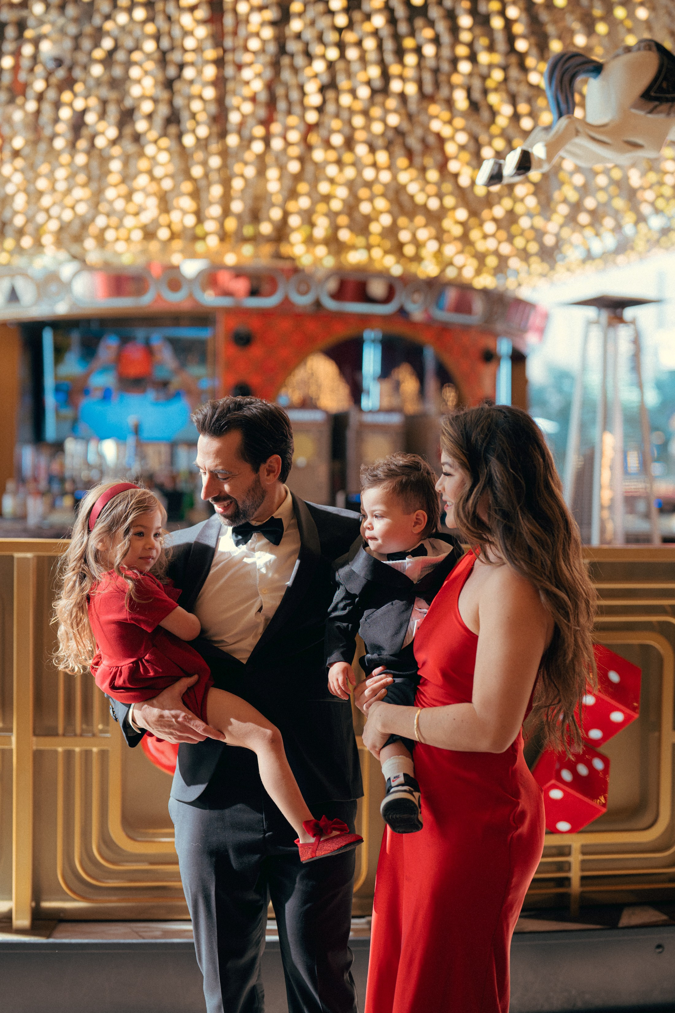 Brianna, Glenn, Jojo and Emmett. Wedding & elopement photographer Viktoriya Kravtsov. Las Vegas