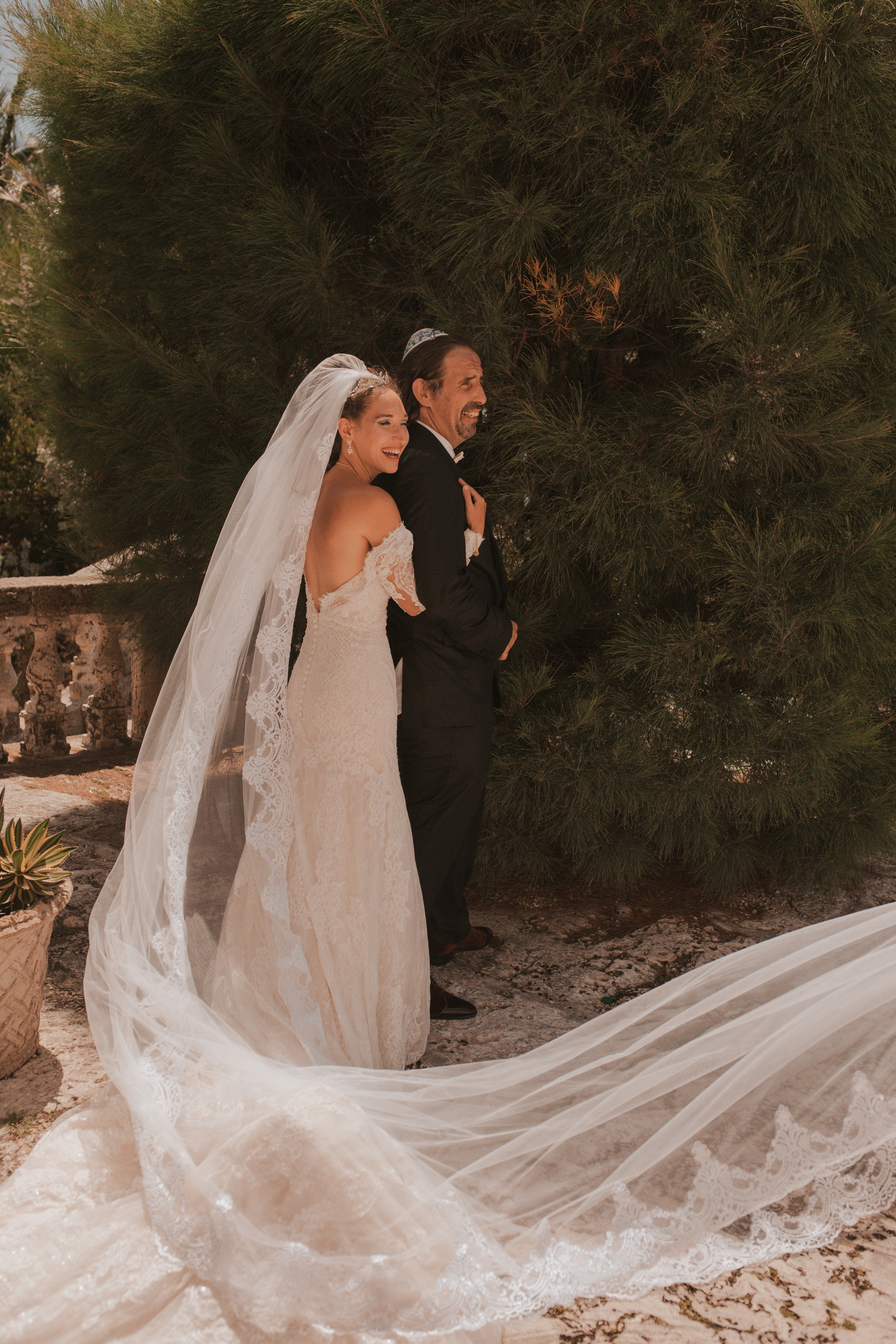 JEWISH WEDDING IN VILLA VIZCAYA. My name is Kate and I am family and wedding photographer