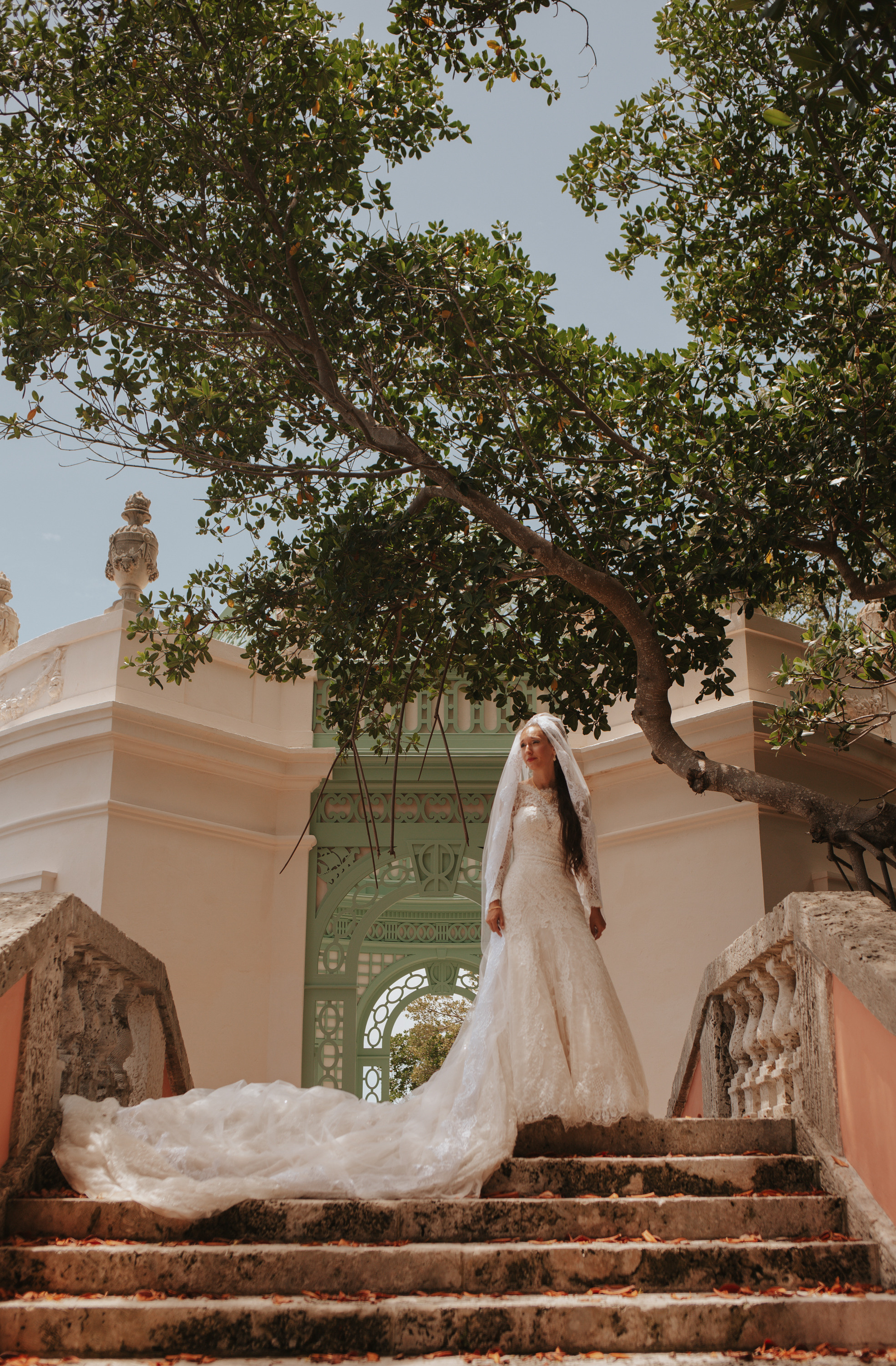 JEWISH WEDDING IN VILLA VIZCAYA. My name is Kate and I am family and wedding photographer