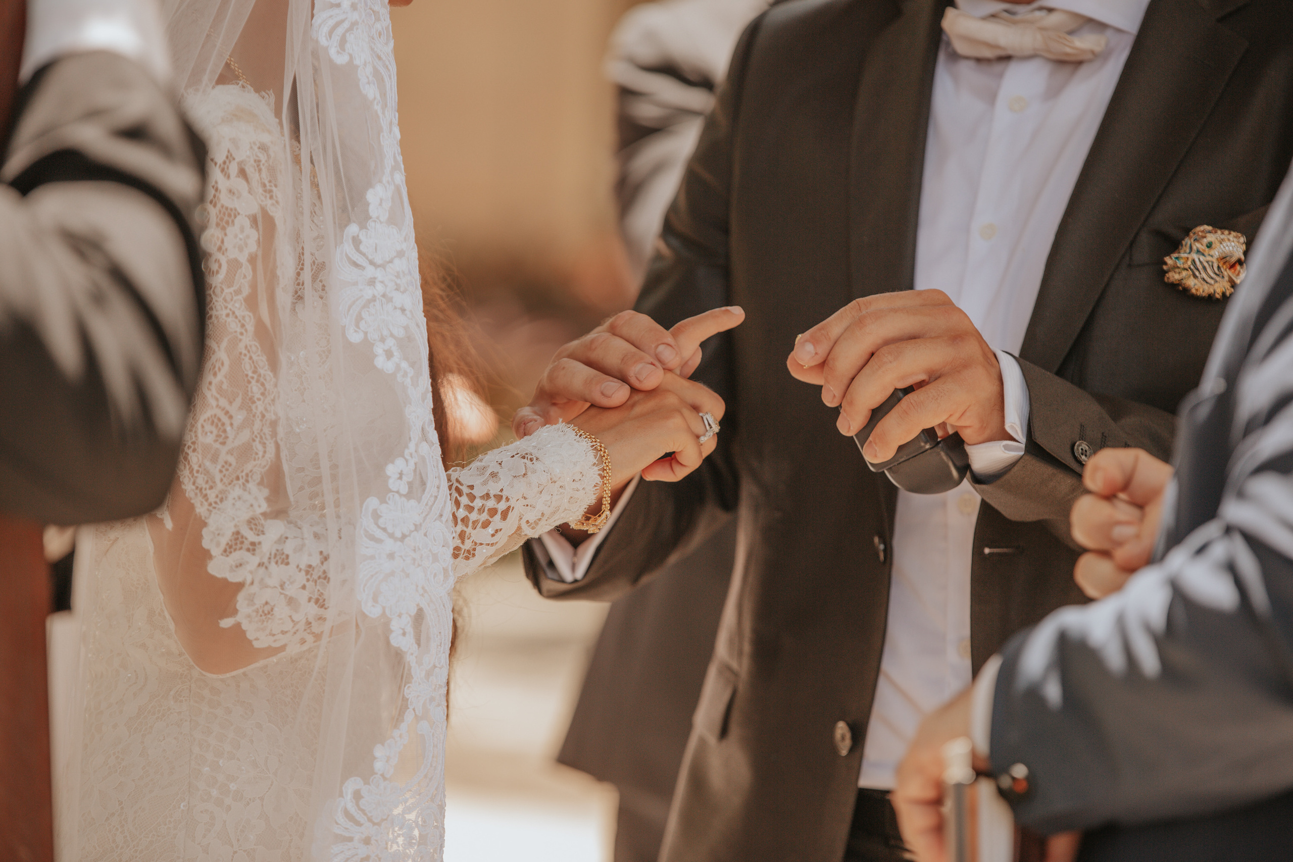 JEWISH WEDDING IN VILLA VIZCAYA. My name is Kate and I am family and wedding photographer