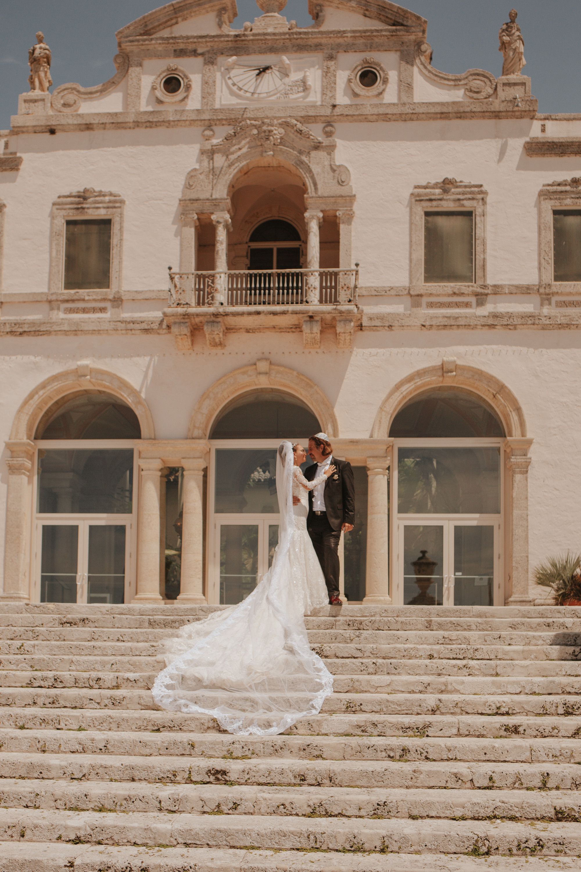 JEWISH WEDDING IN VILLA VIZCAYA. My name is Kate and I am family and wedding photographer