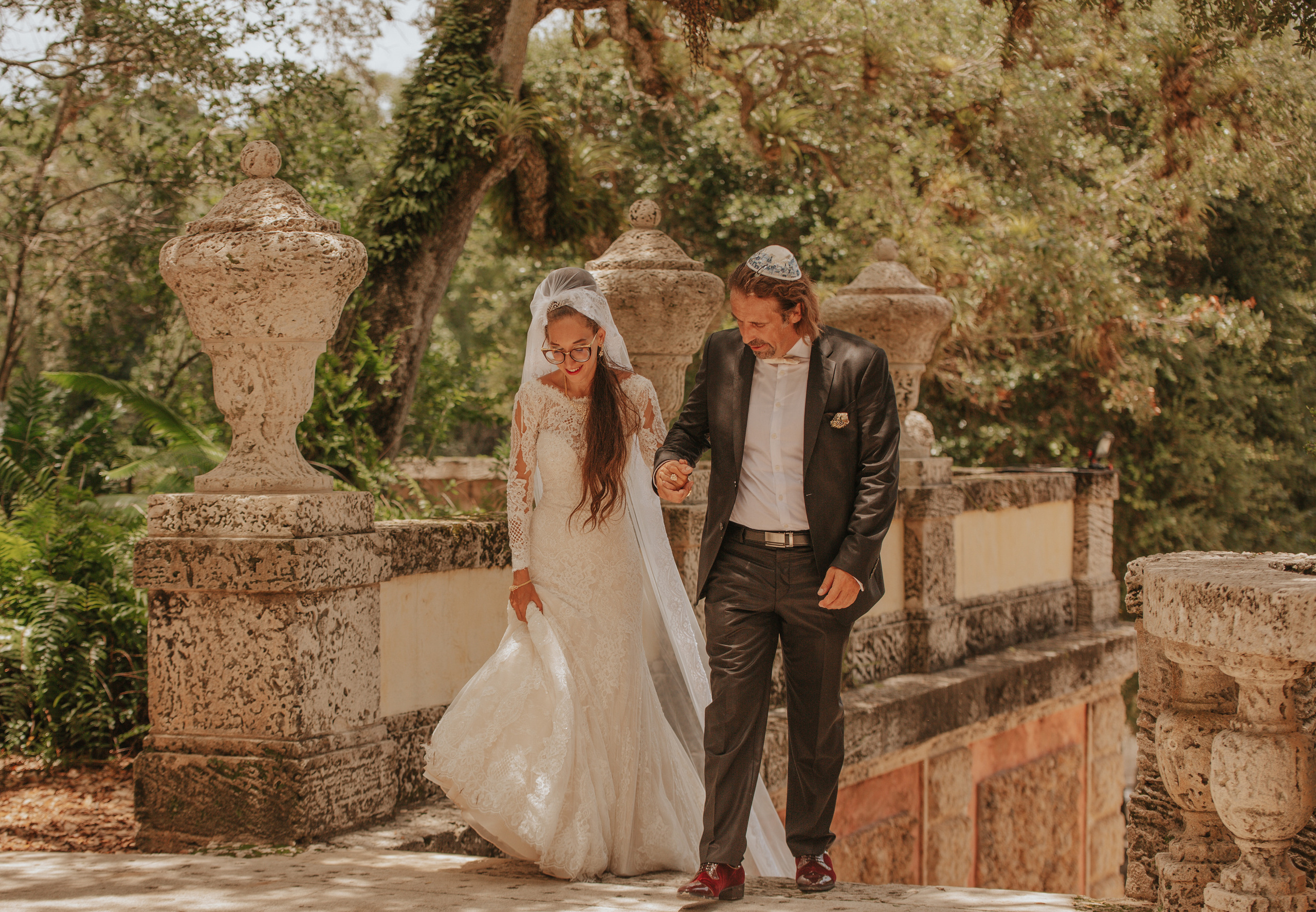 JEWISH WEDDING IN VILLA VIZCAYA. My name is Kate and I am family and wedding photographer
