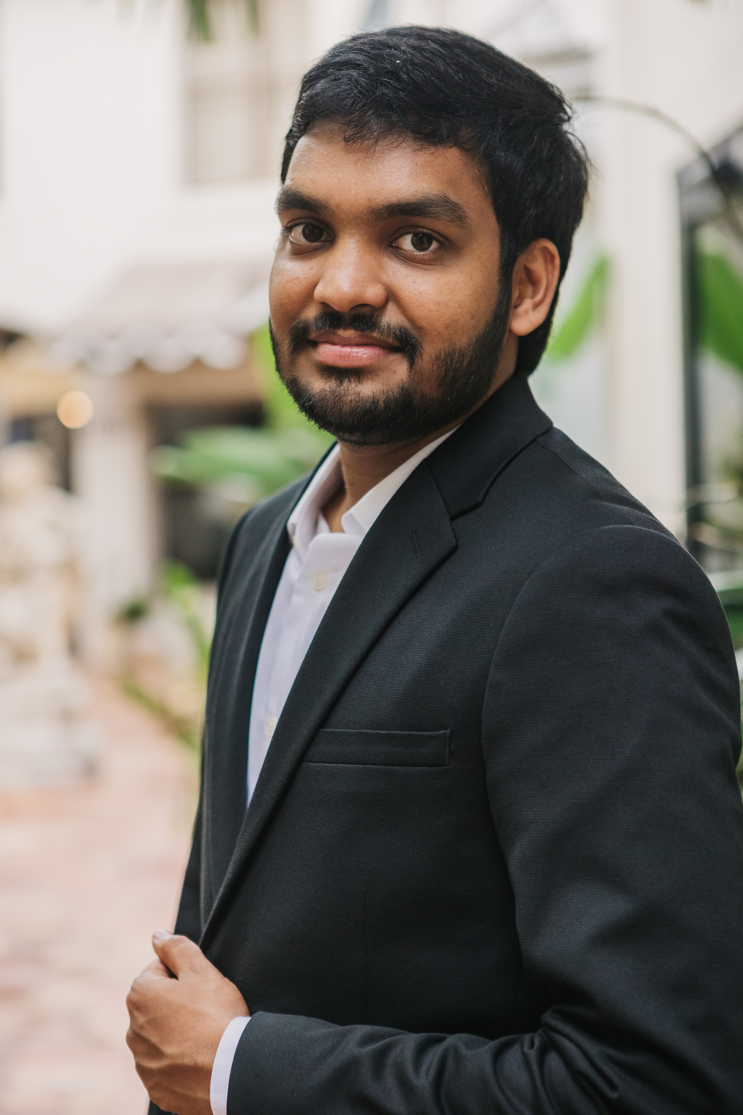 Engagement in Palm Beach Florida. My name is Kate and I am family and wedding photographer