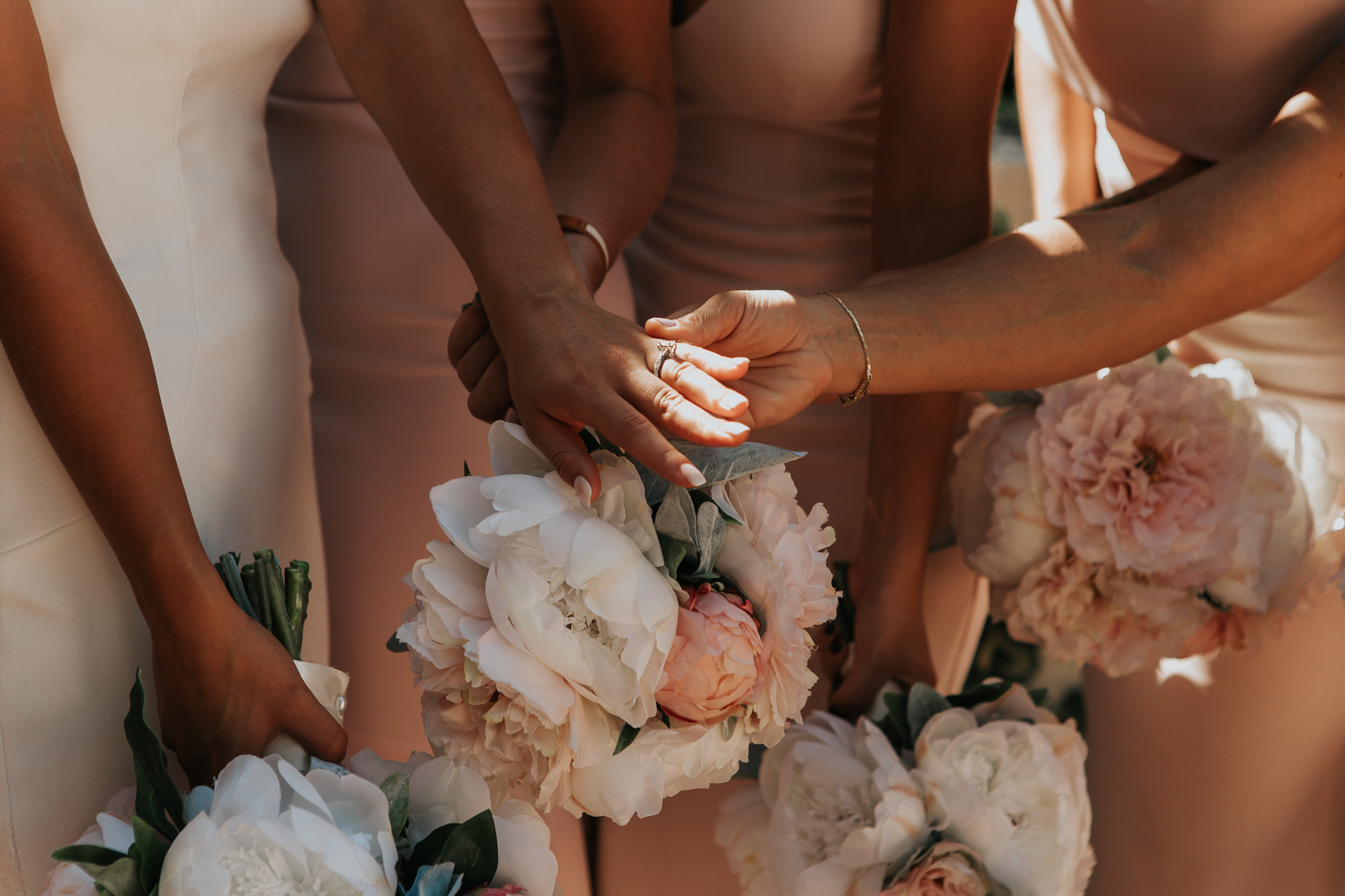 Beautiful wedding in Villa Woodbine. My name is Kate and I am family and wedding photographer