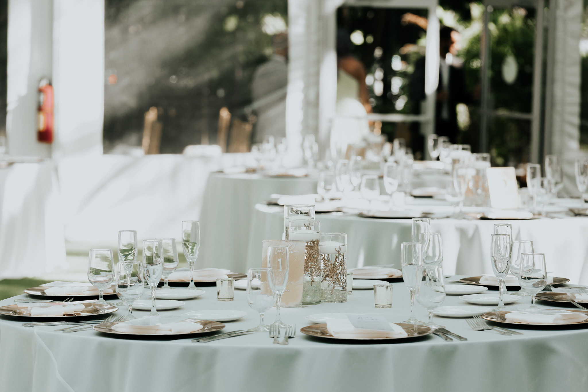 Beautiful wedding in Villa Woodbine. My name is Kate and I am family and wedding photographer