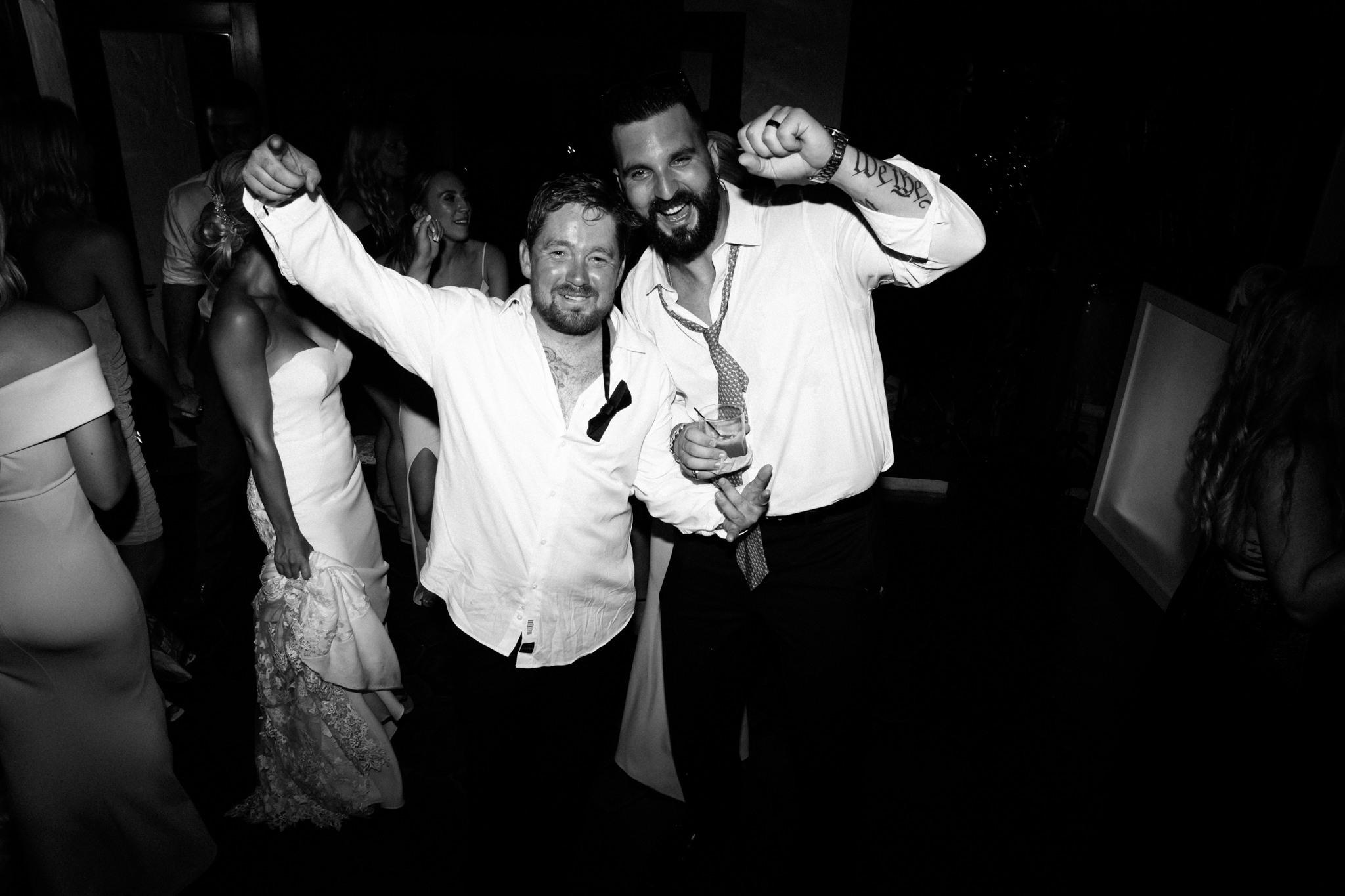 Beautiful wedding in Villa Woodbine. My name is Kate and I am family and wedding photographer