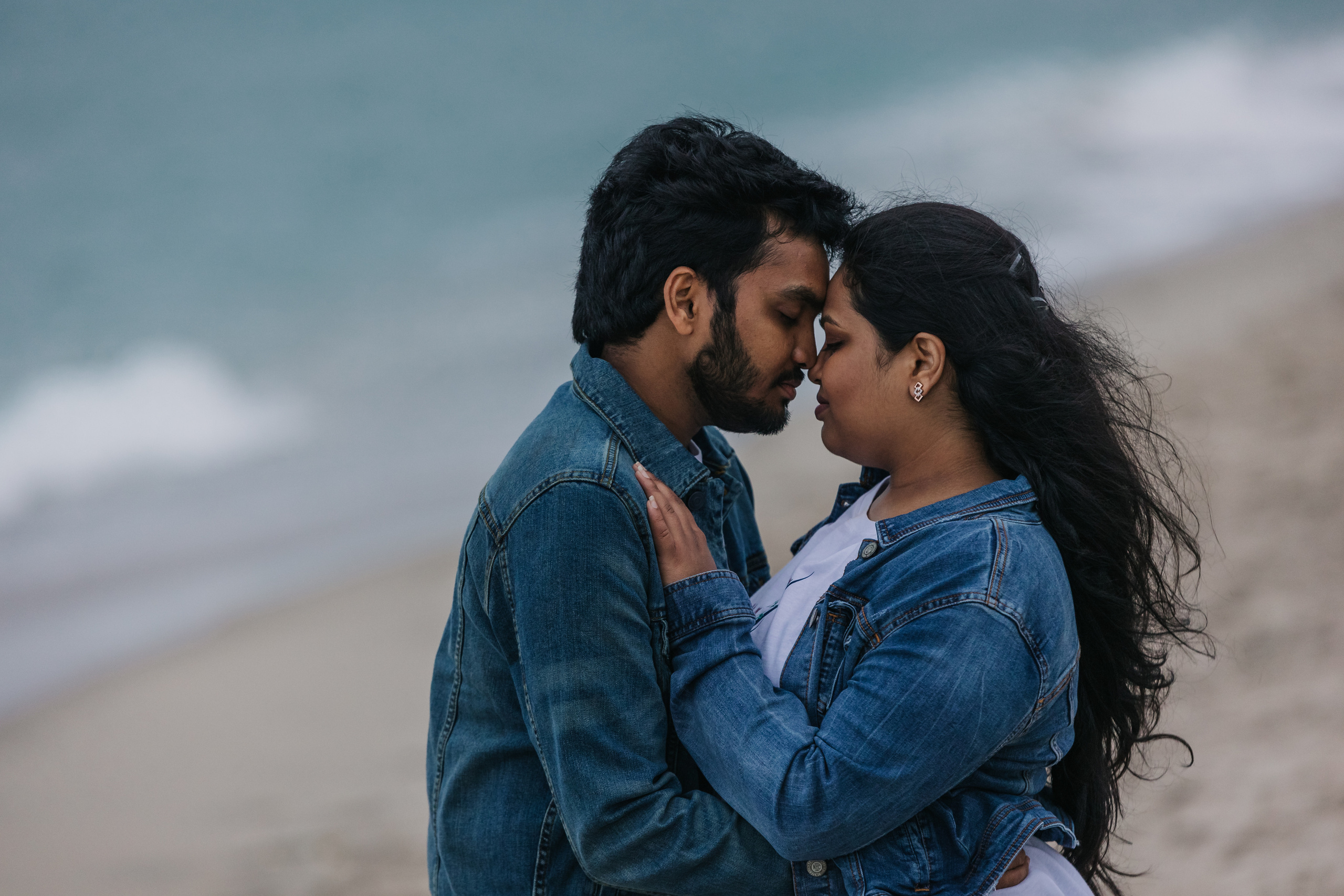 Engagement in Palm Beach Florida. My name is Kate and I am family and wedding photographer