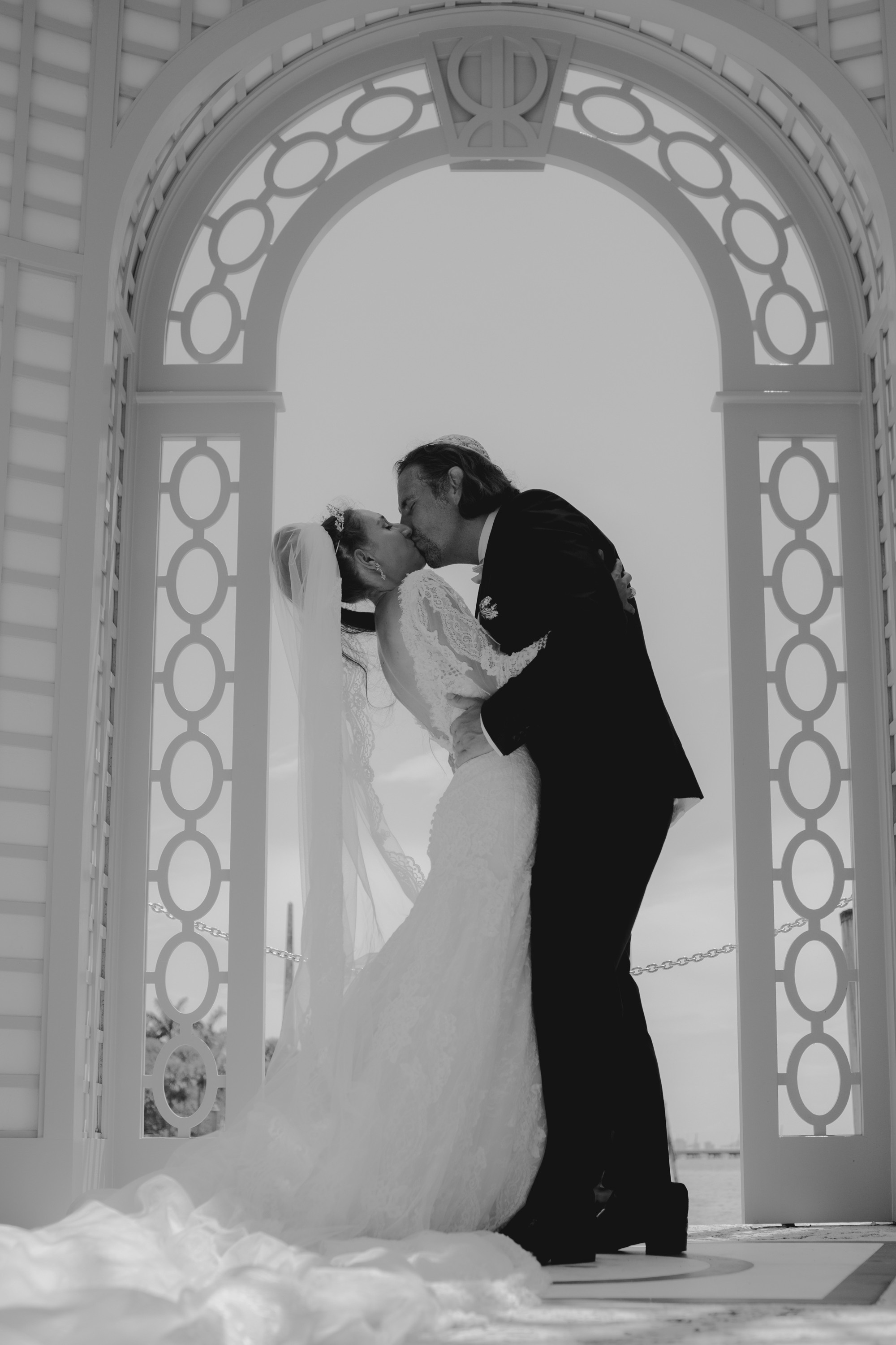 JEWISH WEDDING IN VILLA VIZCAYA. My name is Kate and I am family and wedding photographer