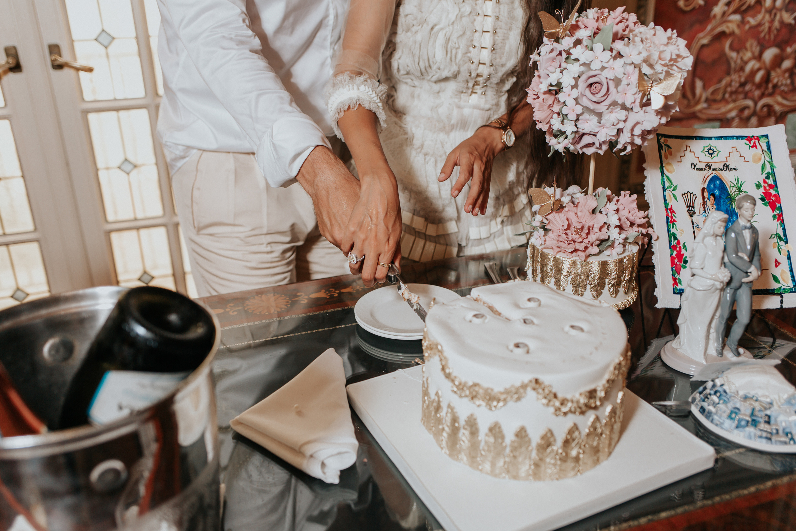 JEWISH WEDDING IN VILLA VIZCAYA. My name is Kate and I am family and wedding photographer