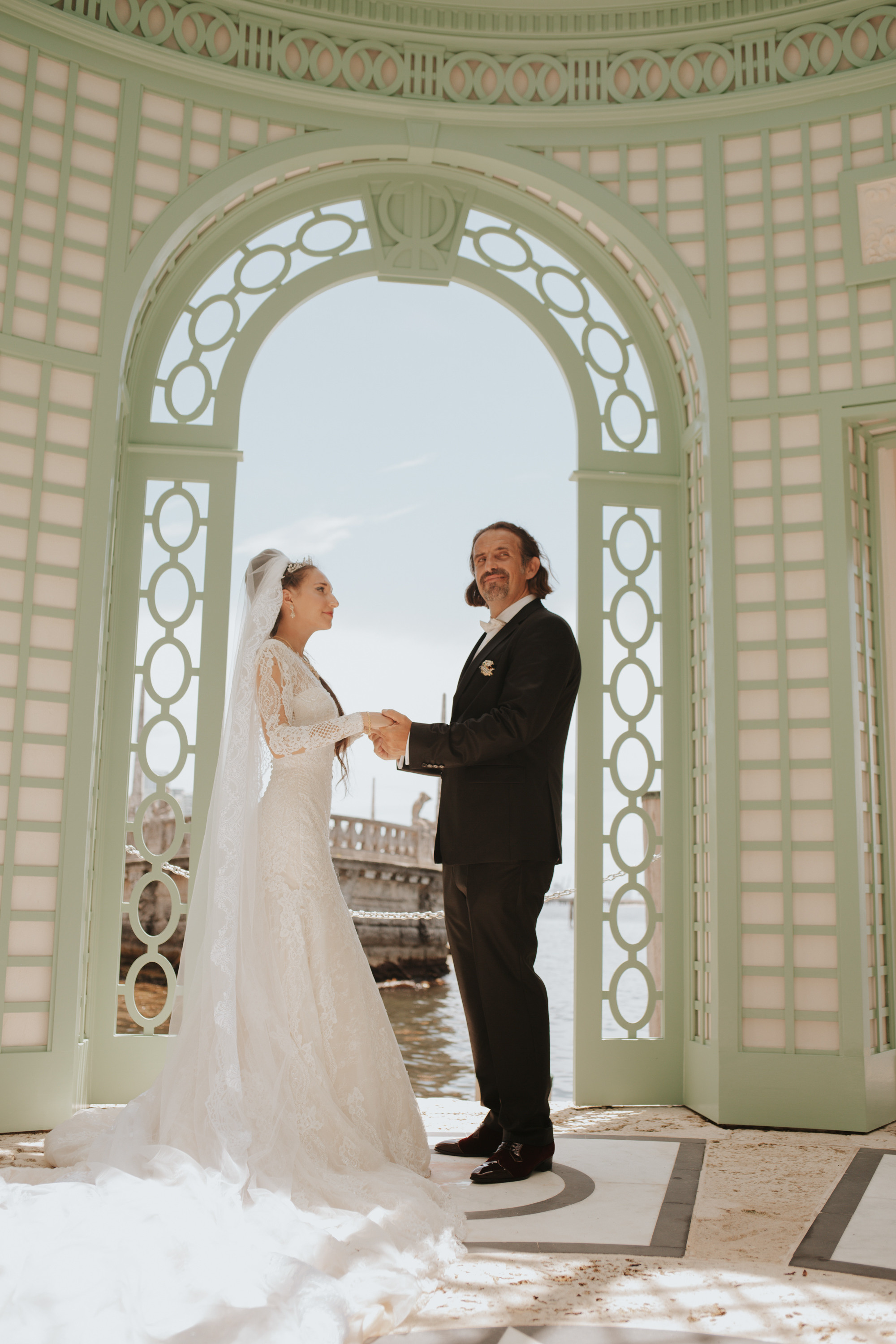 JEWISH WEDDING IN VILLA VIZCAYA. My name is Kate and I am family and wedding photographer