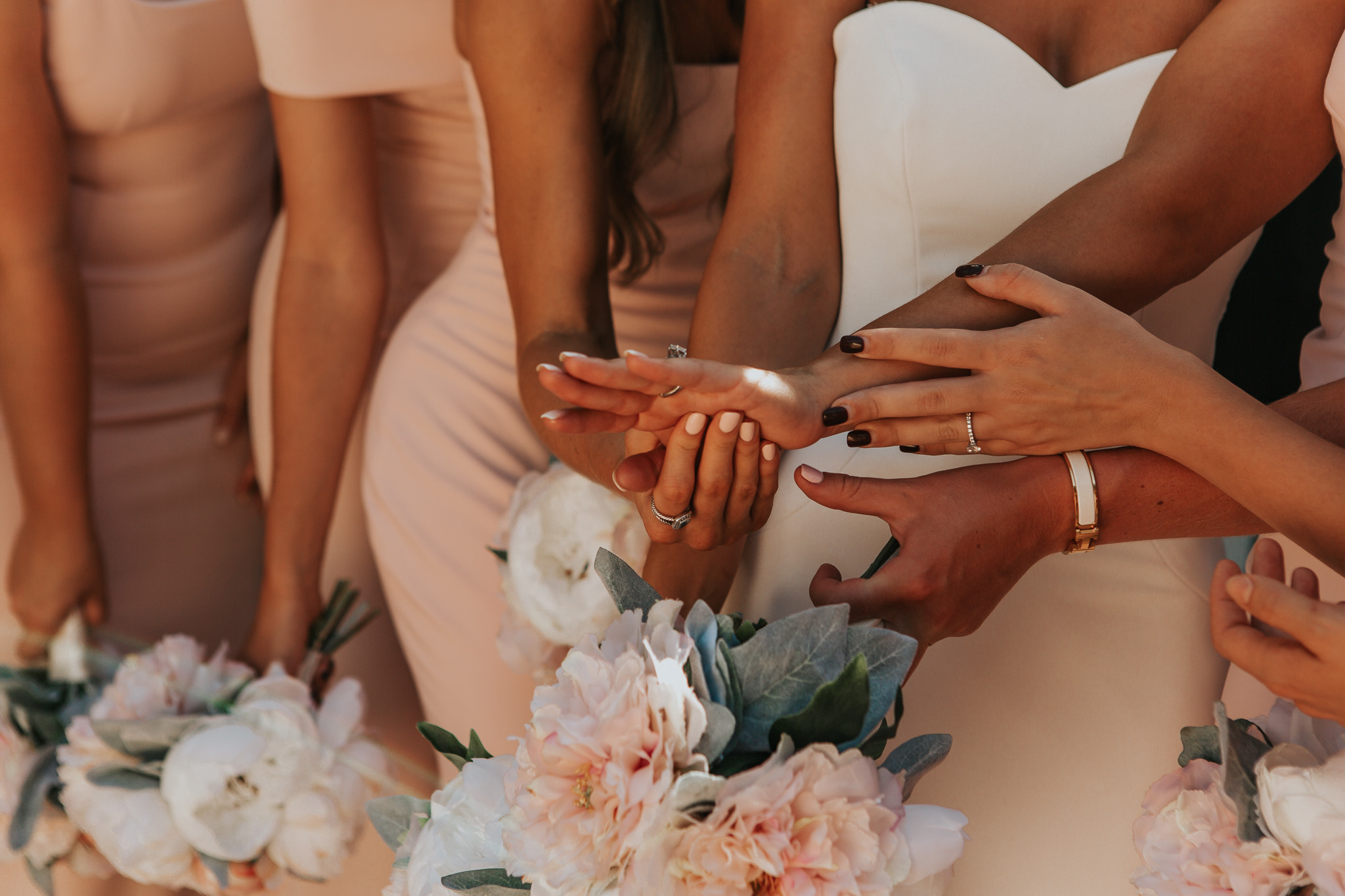 Beautiful wedding in Villa Woodbine. My name is Kate and I am family and wedding photographer